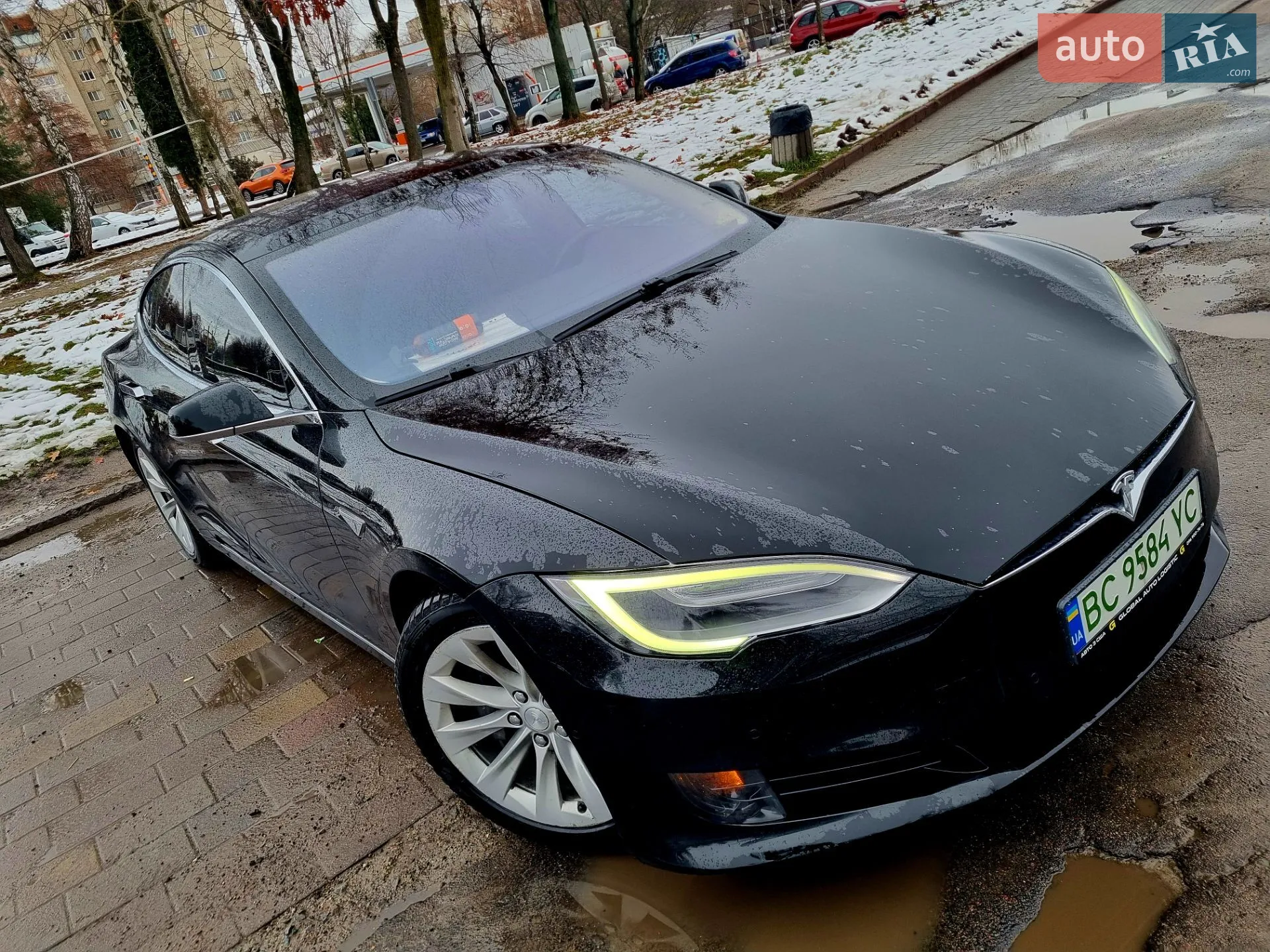 Tesla Model S, 2016