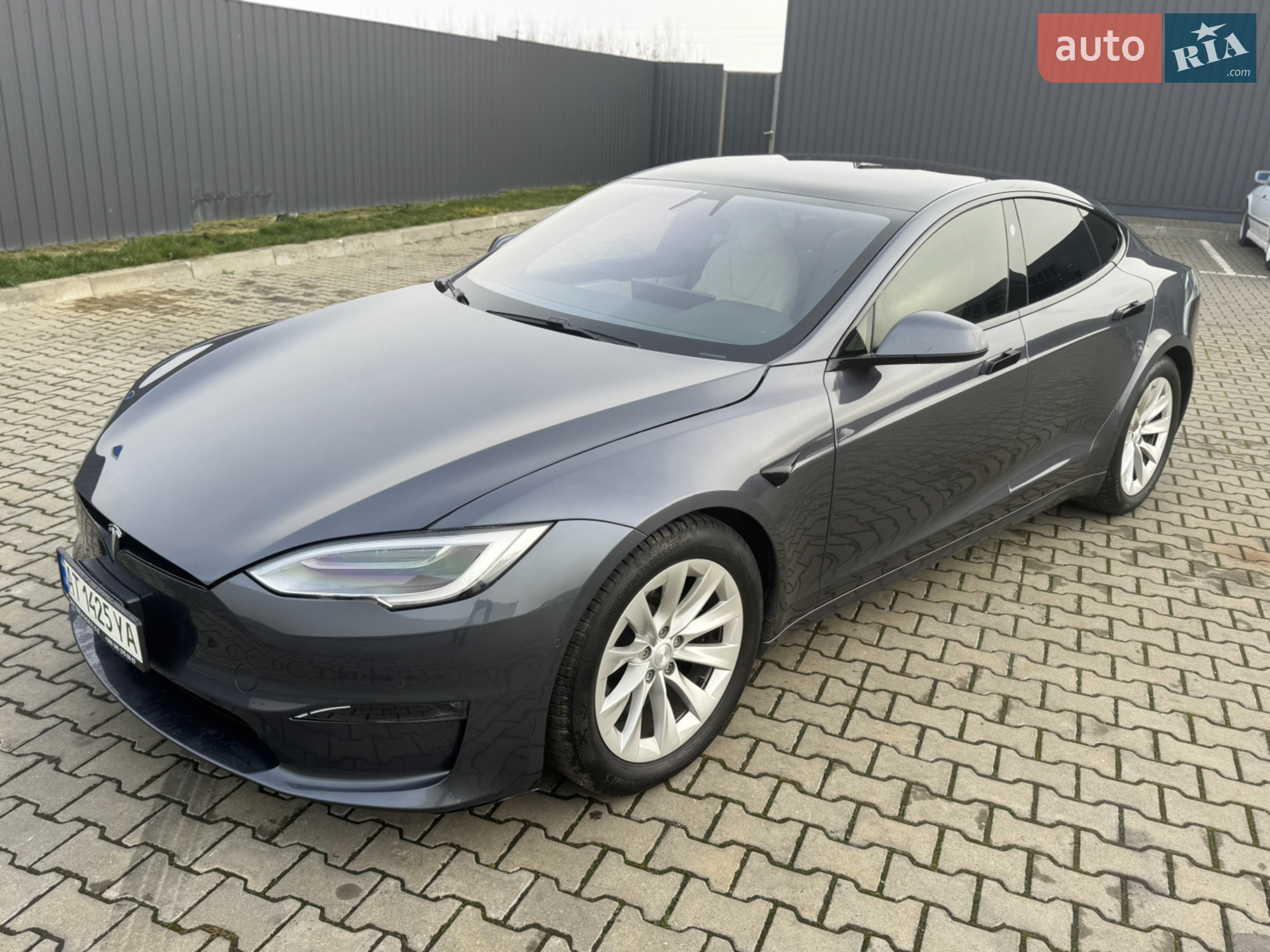 Tesla Model S, 2022