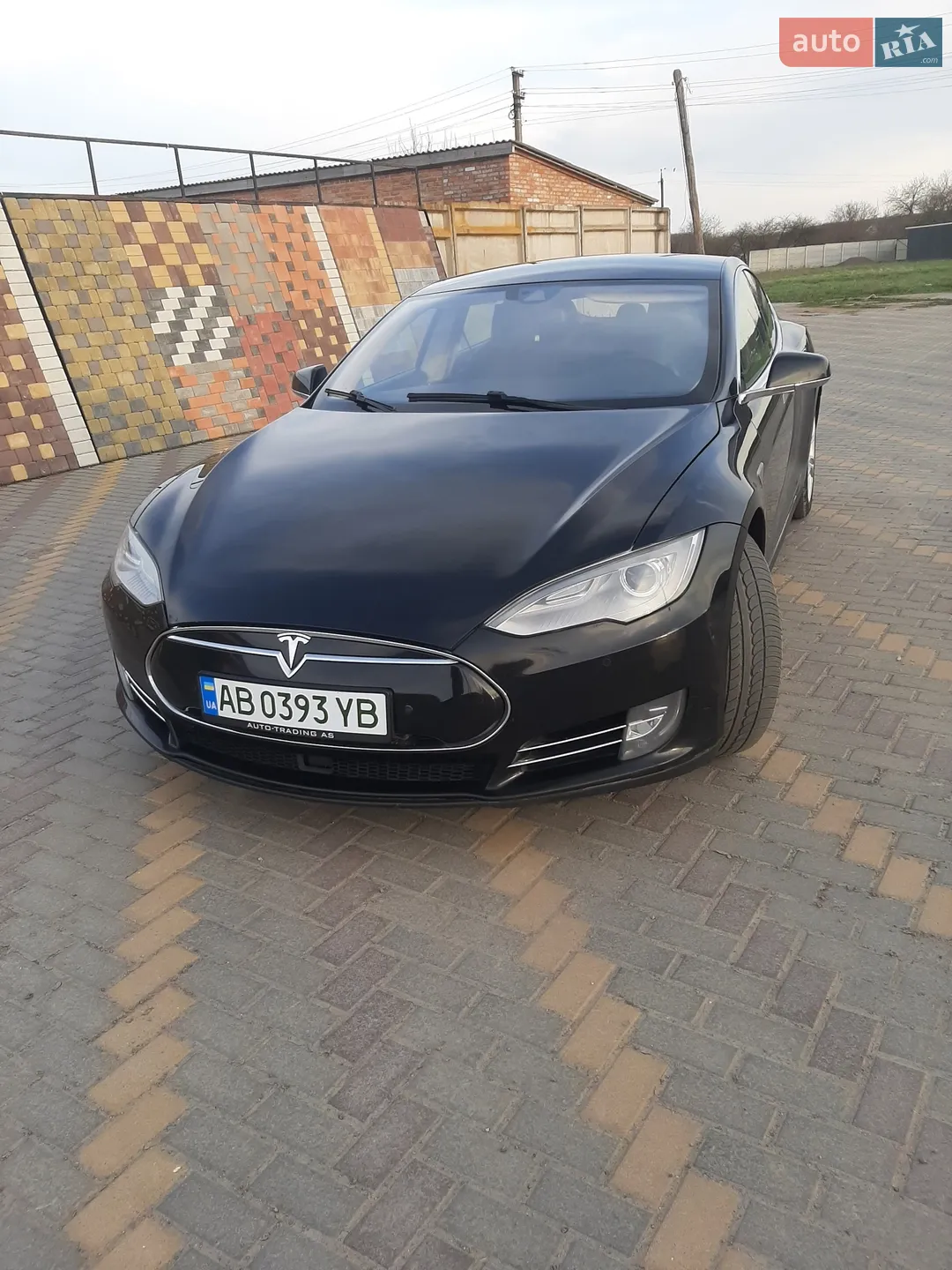 Tesla Model S, 2015