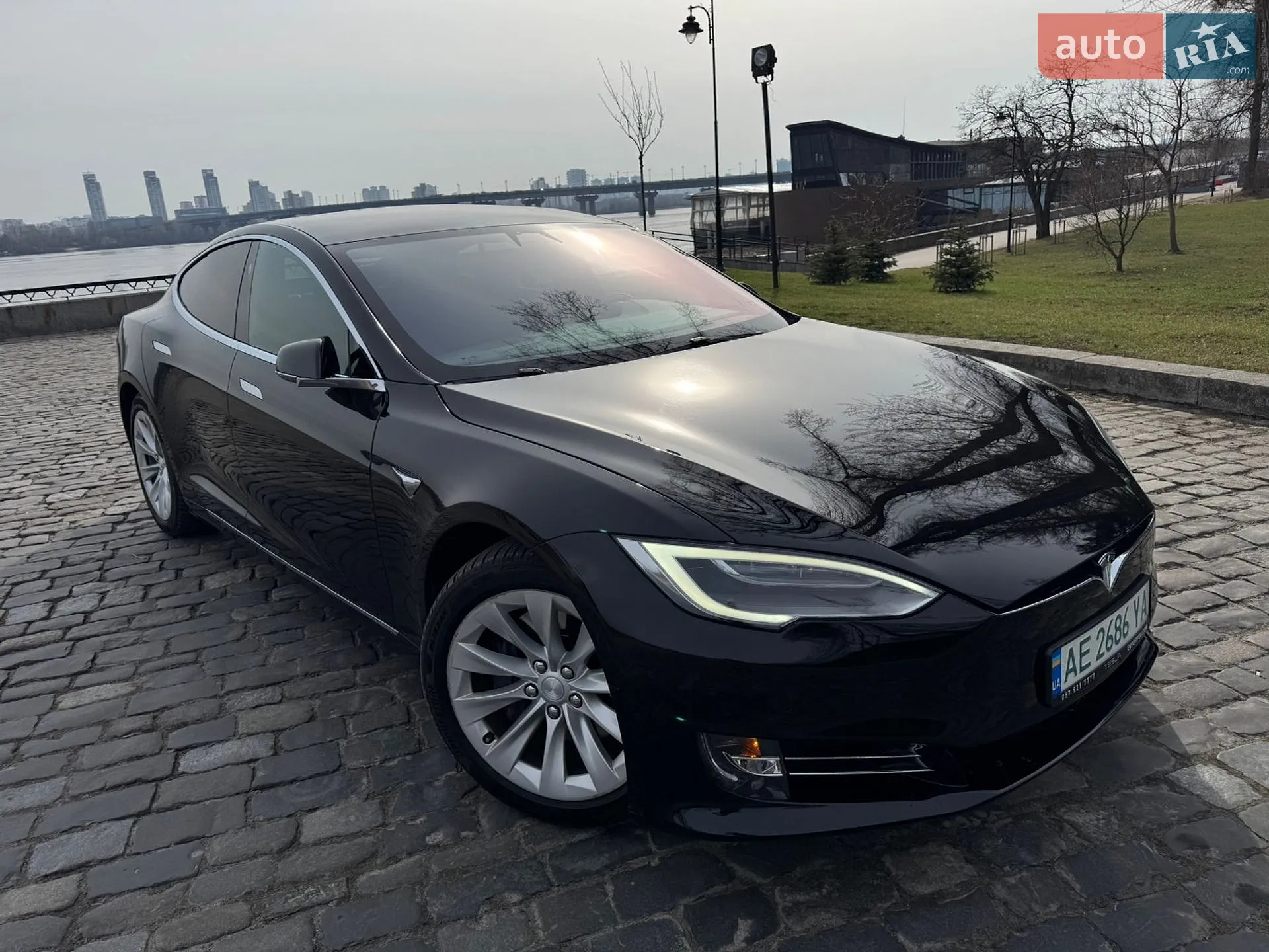 Tesla Model S, 2017