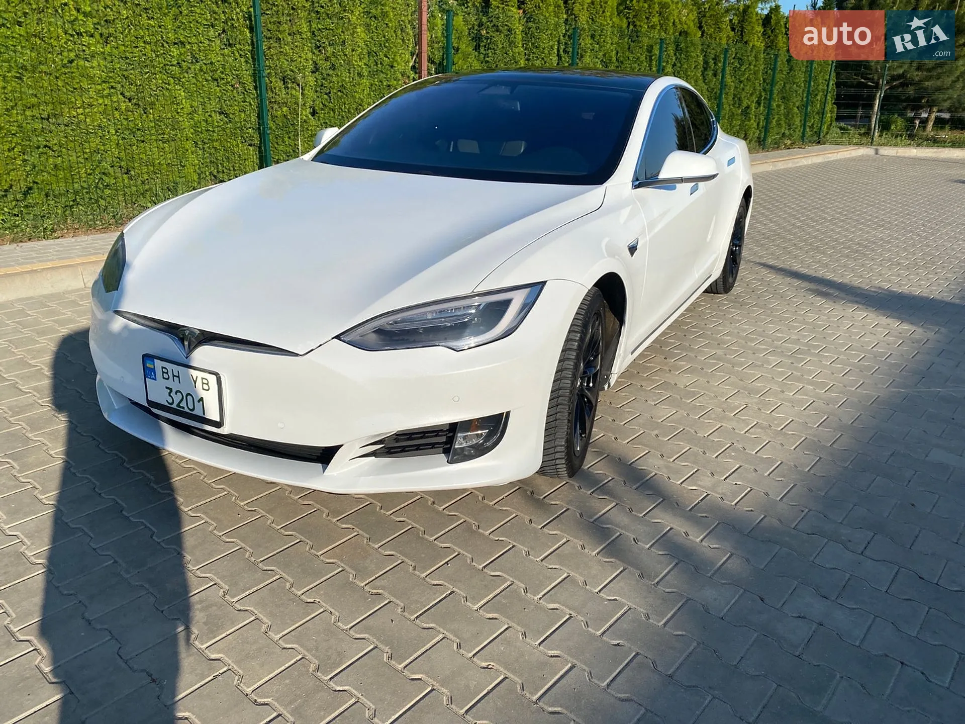 Tesla Model S, 2018