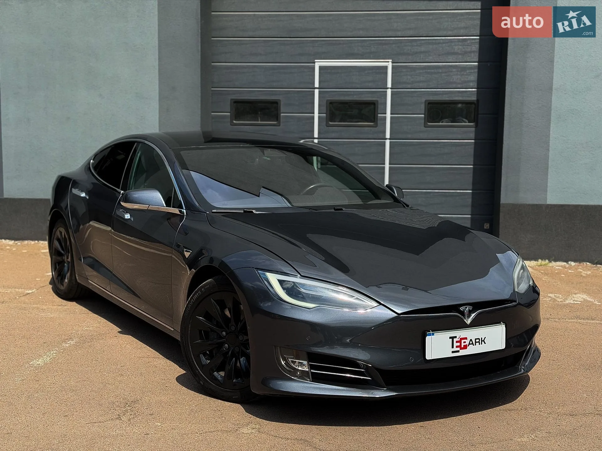 Tesla Model S, 2019