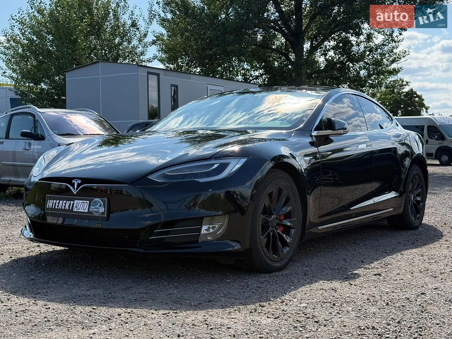 Tesla Model S, 2016