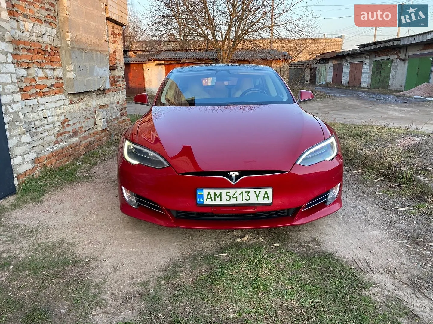 Tesla Model S, 2016