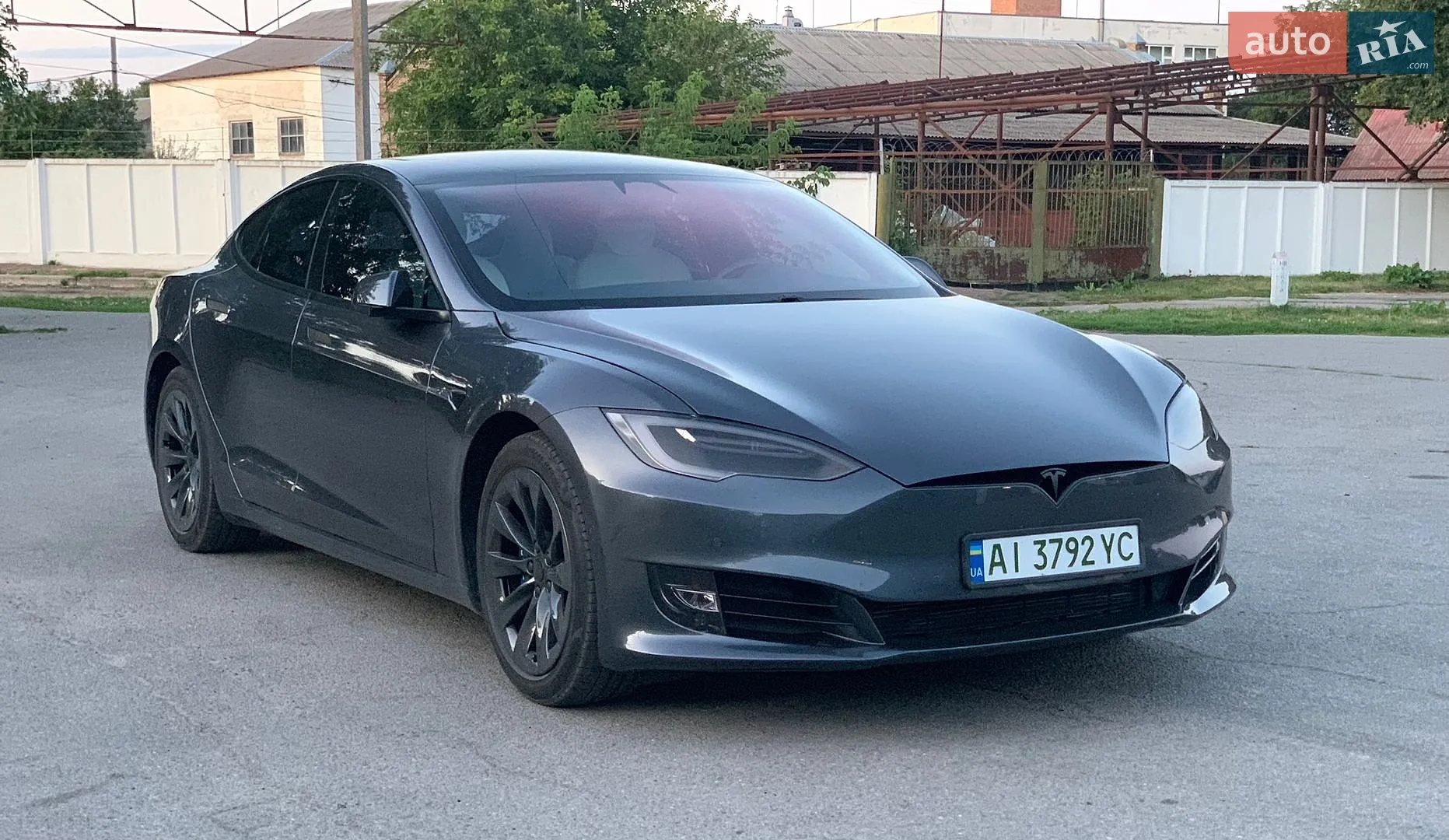 Tesla Model S, 2017