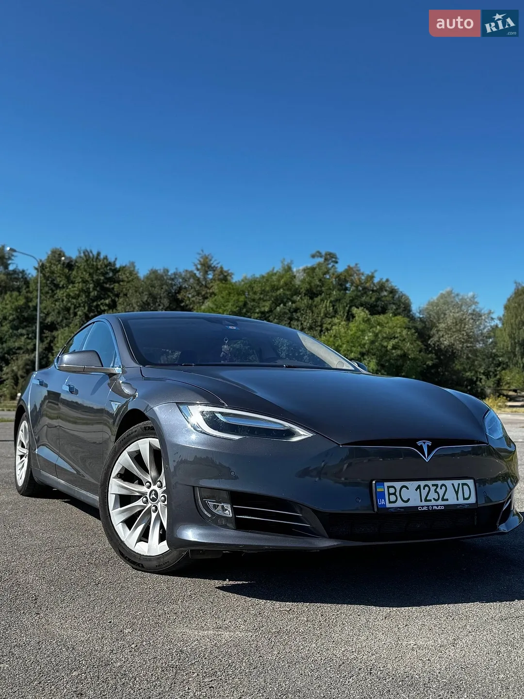 Tesla Model S, 2016