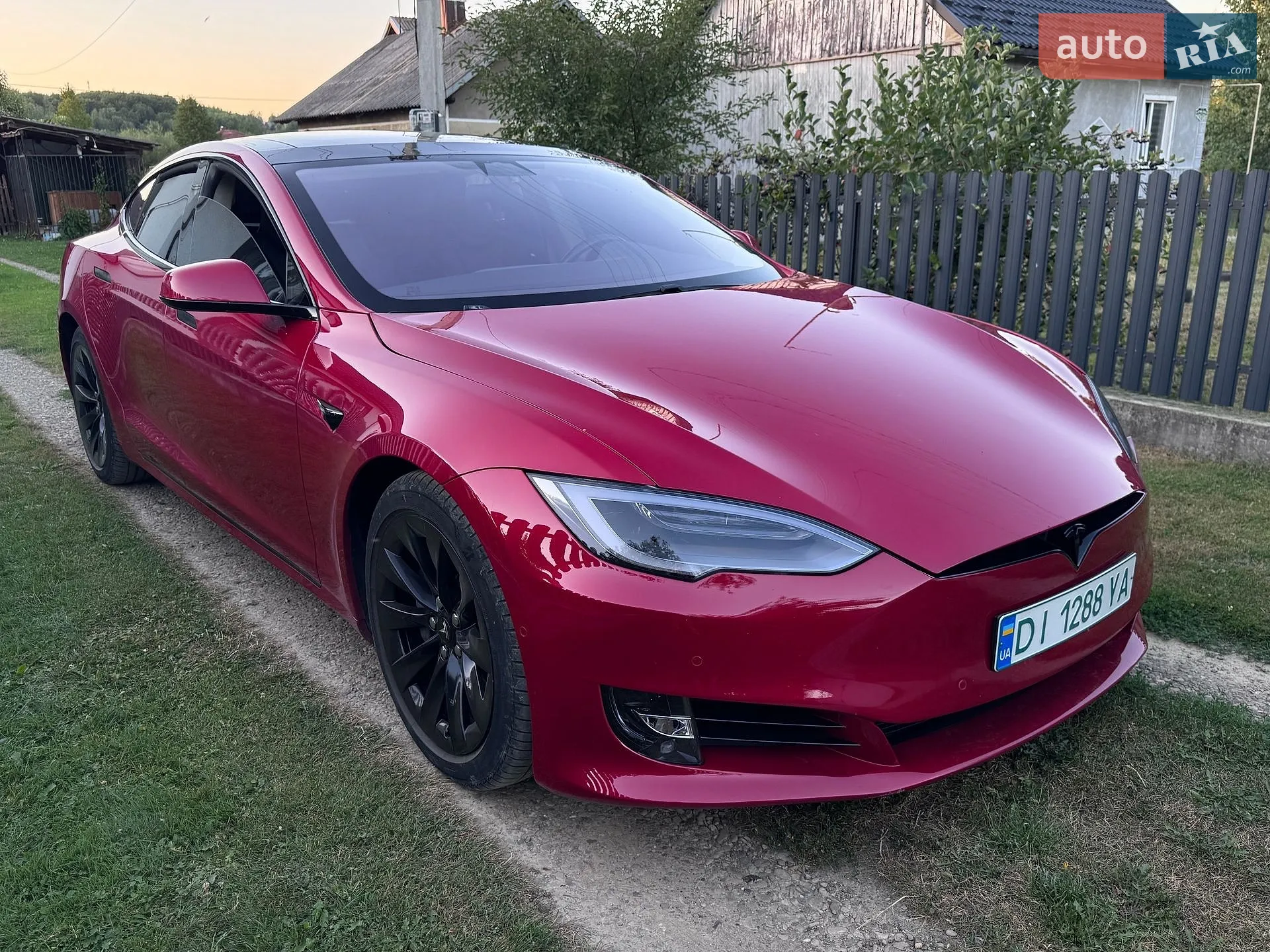 Tesla Model S, 2017