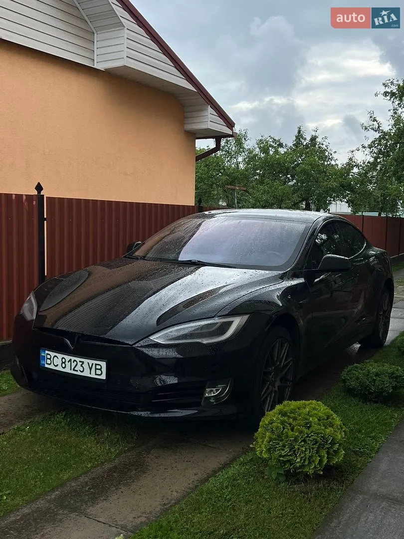 Tesla Model S, 2019