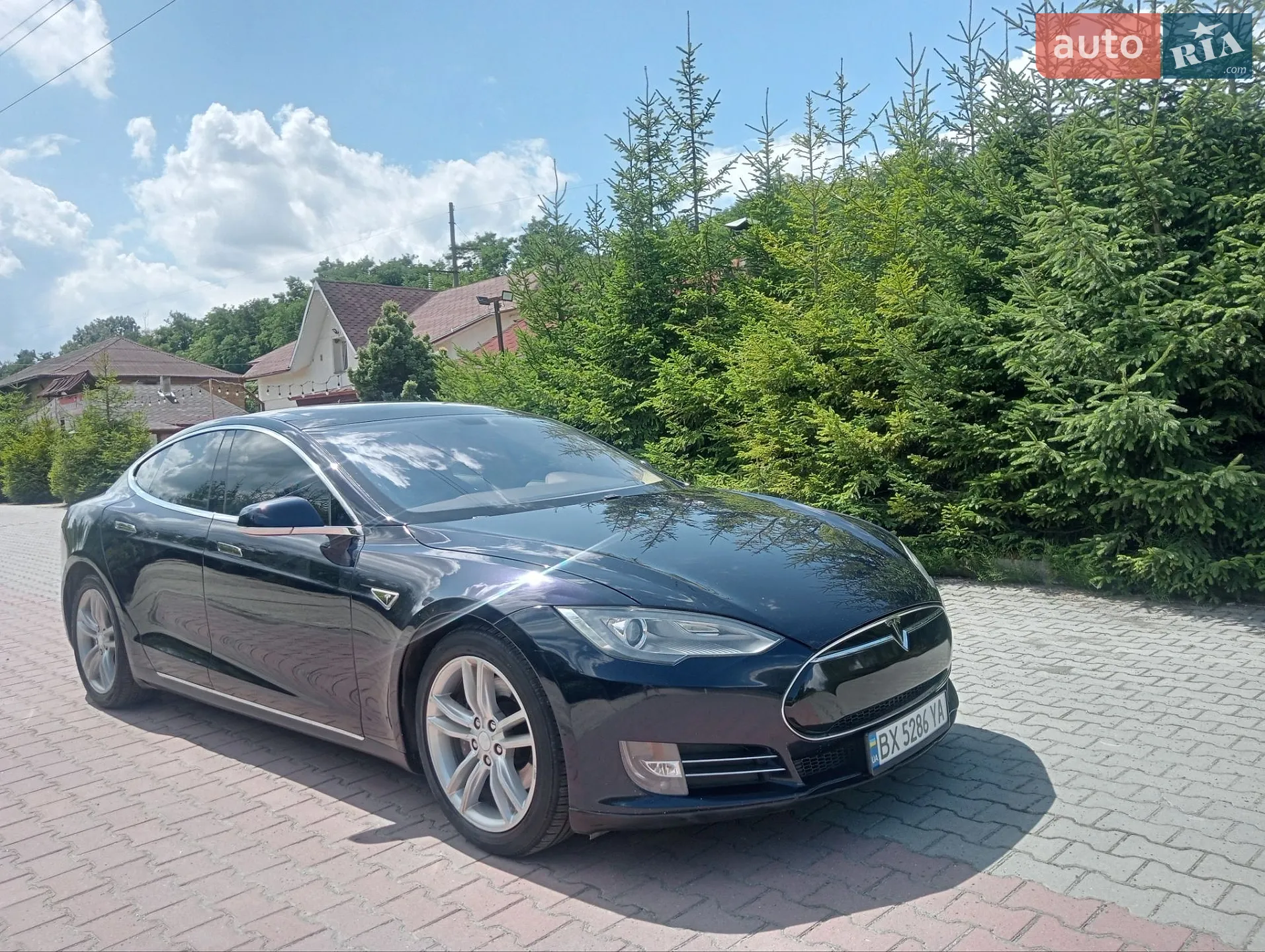 Tesla Model S, 2013