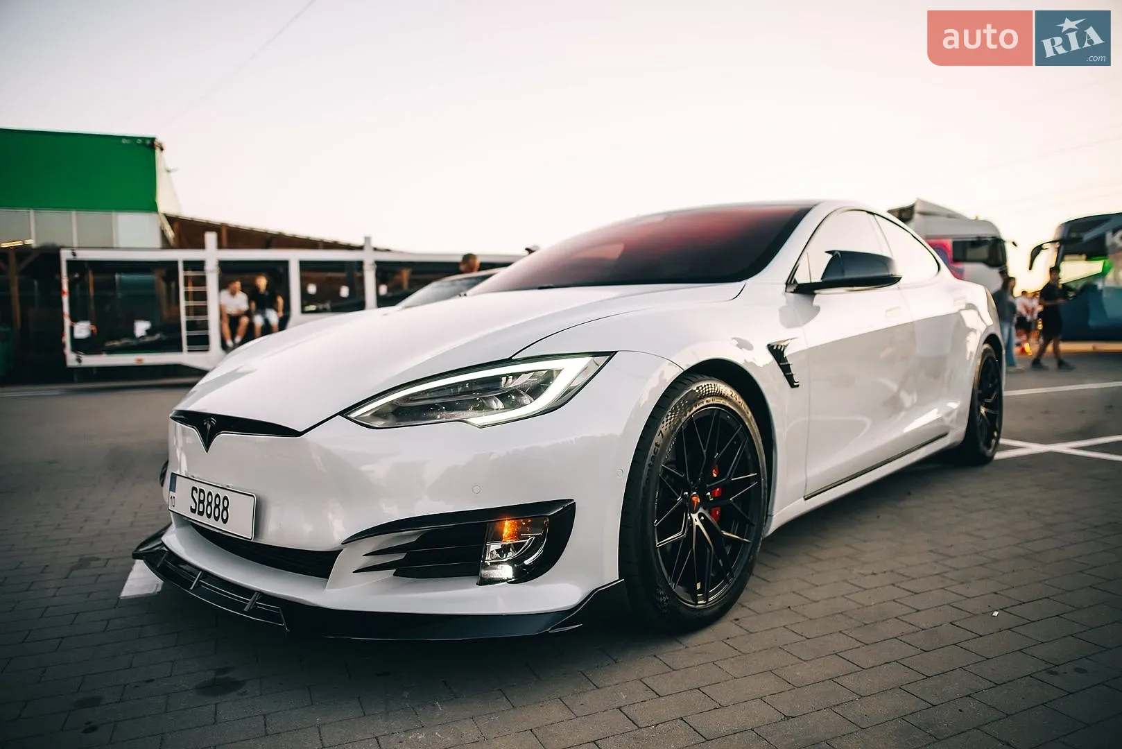 Tesla Model S, 2019