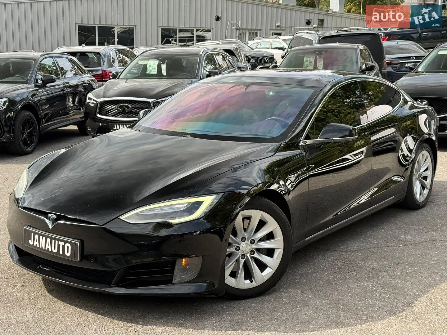 Tesla Model S, 2016