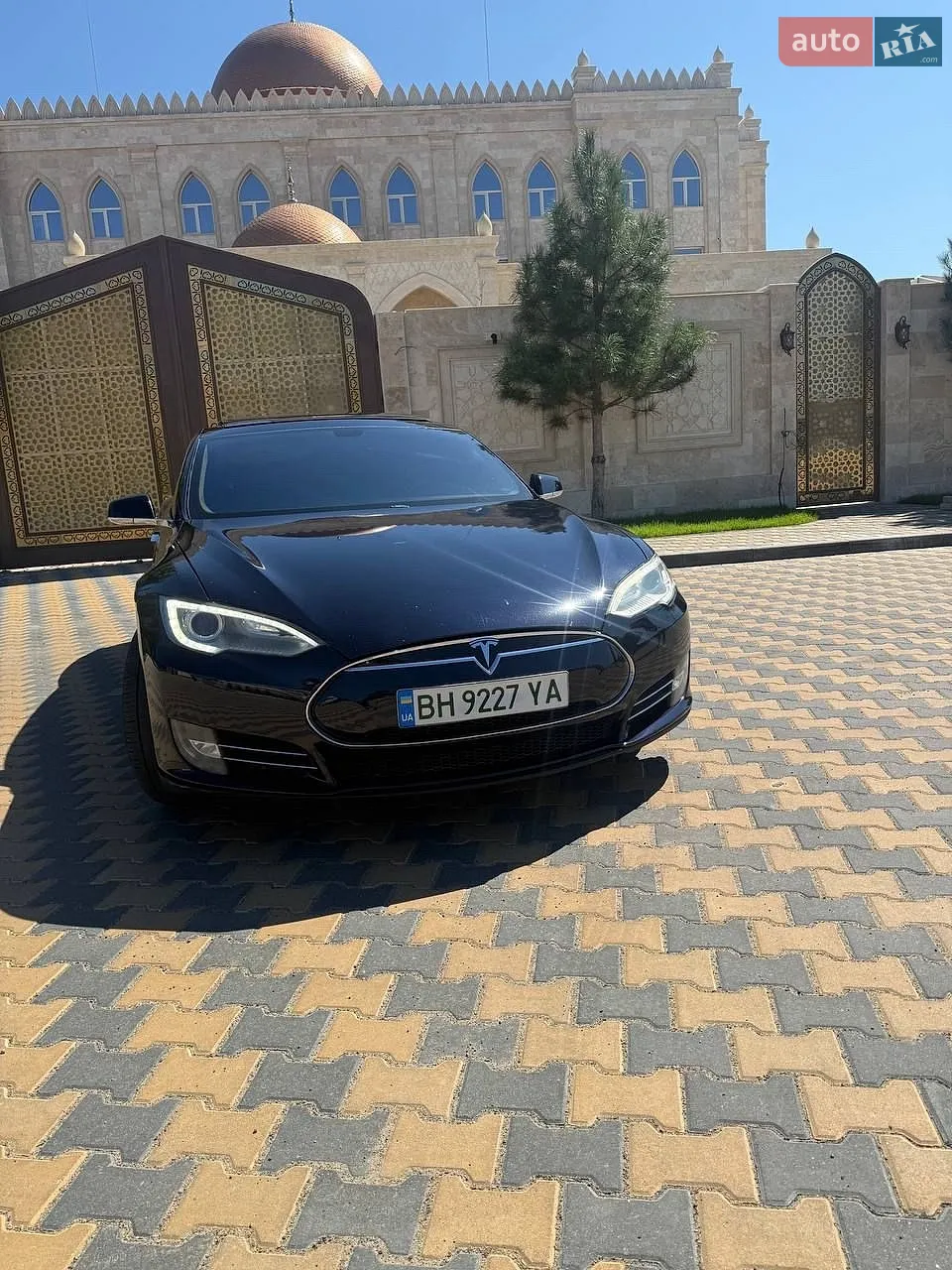 Tesla Model S, 2013