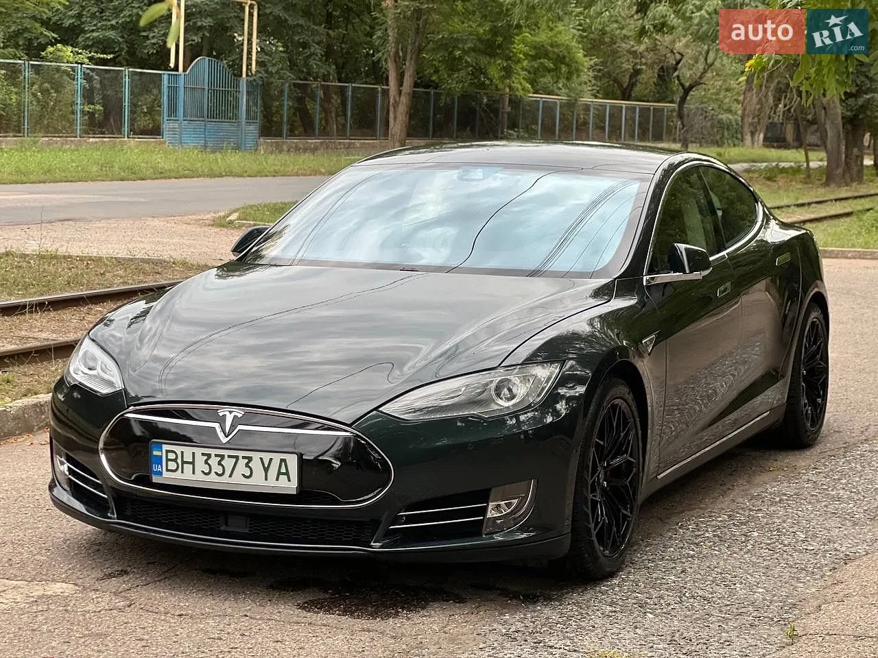 Tesla Model S, 2014