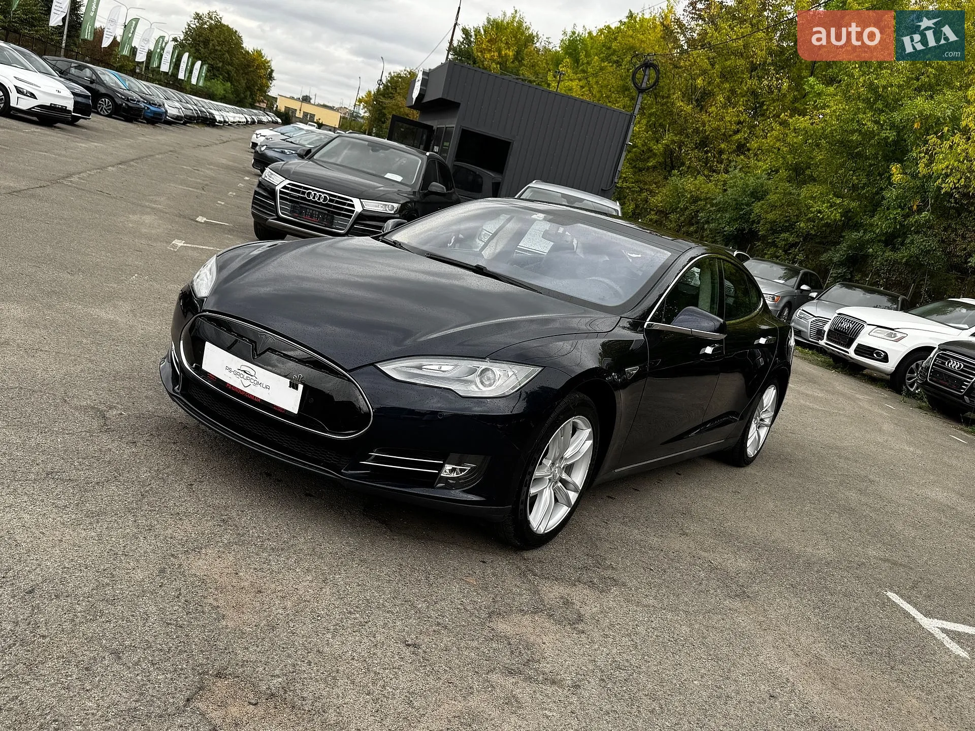 Tesla Model S, 2013