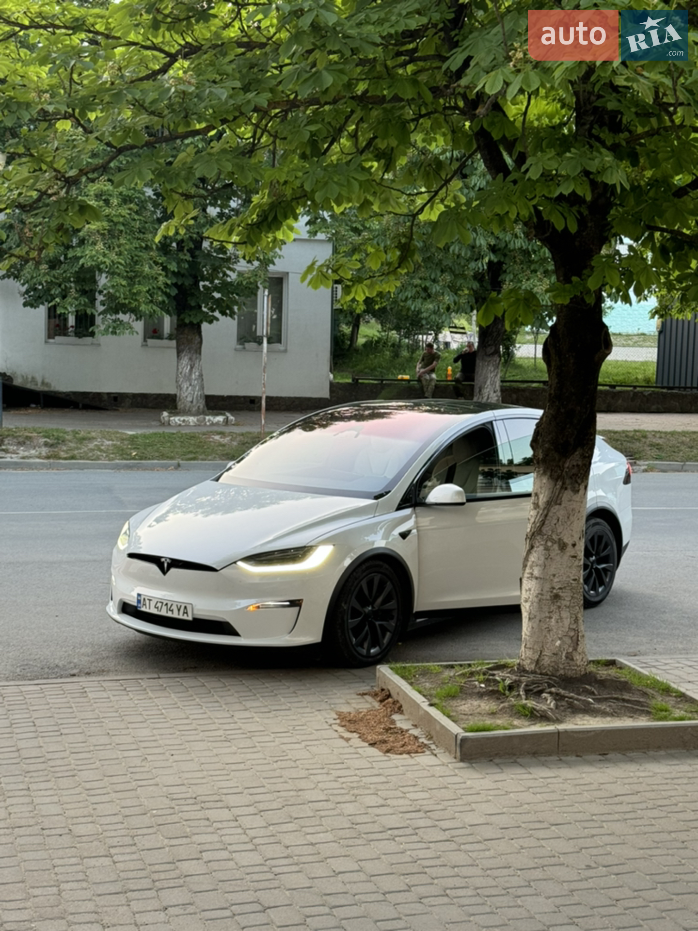 Tesla Model X, 2022