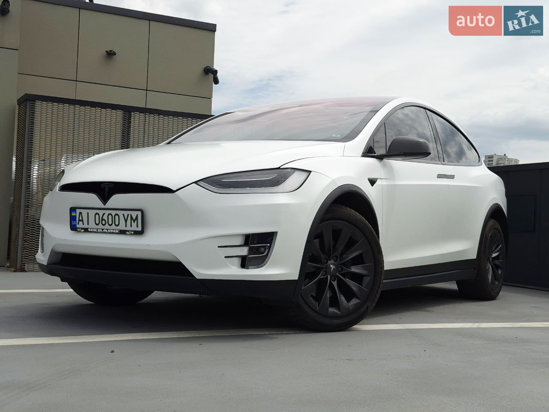Tesla Model X, 2019