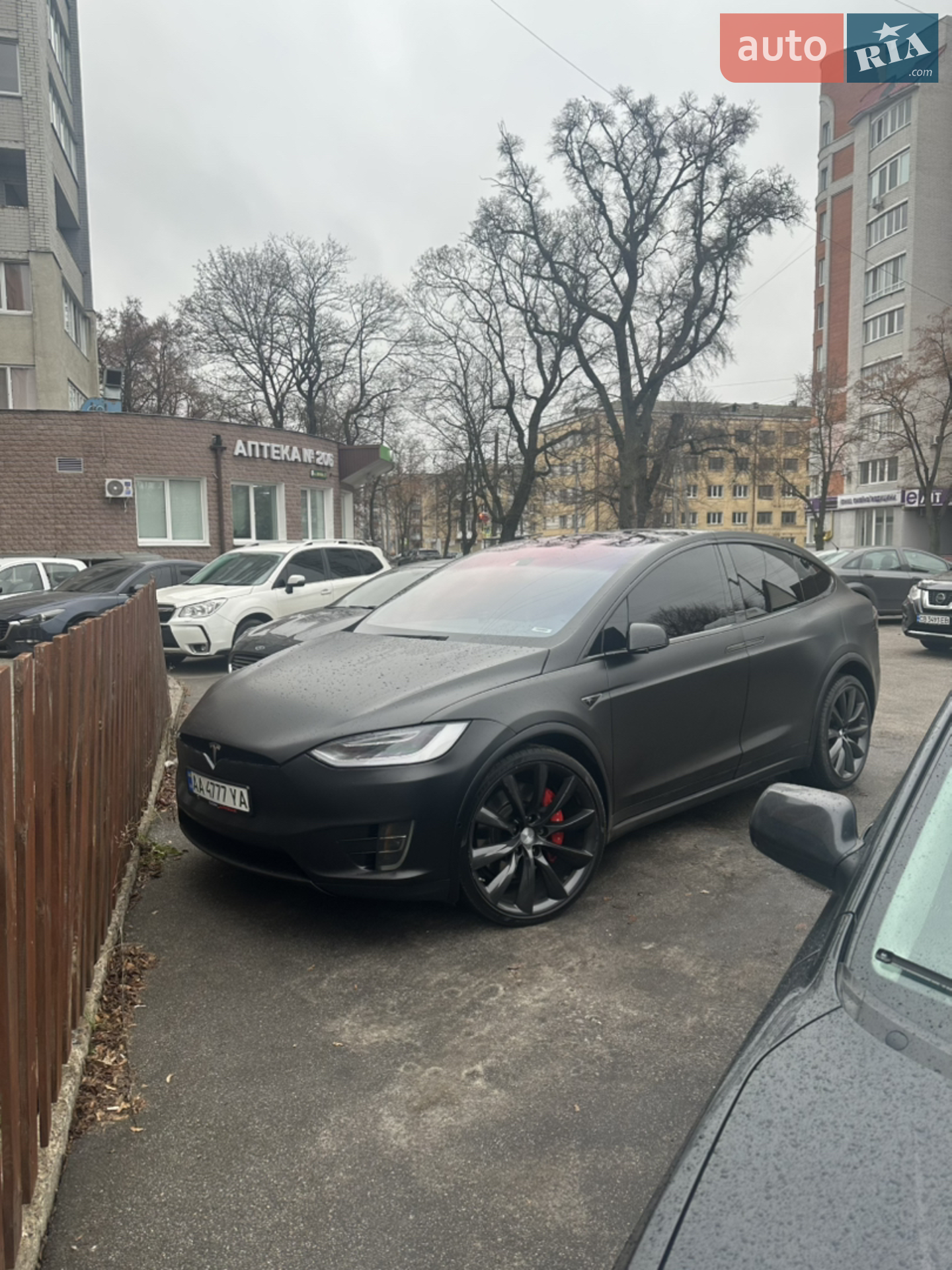 Tesla Model X, 2016