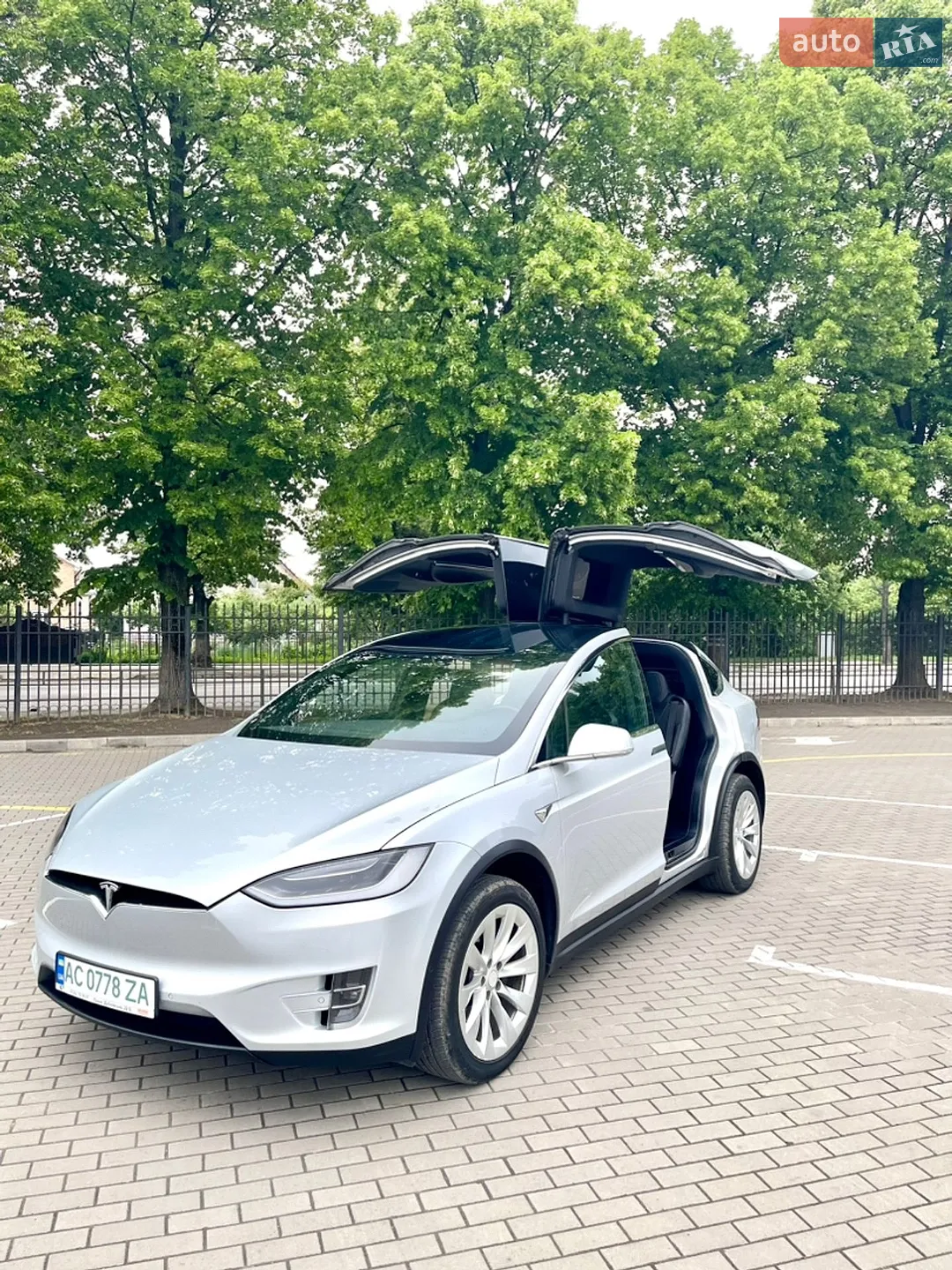 Tesla Model X, 2018