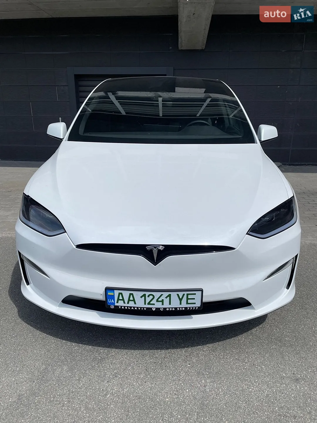 Tesla Model X, 2024