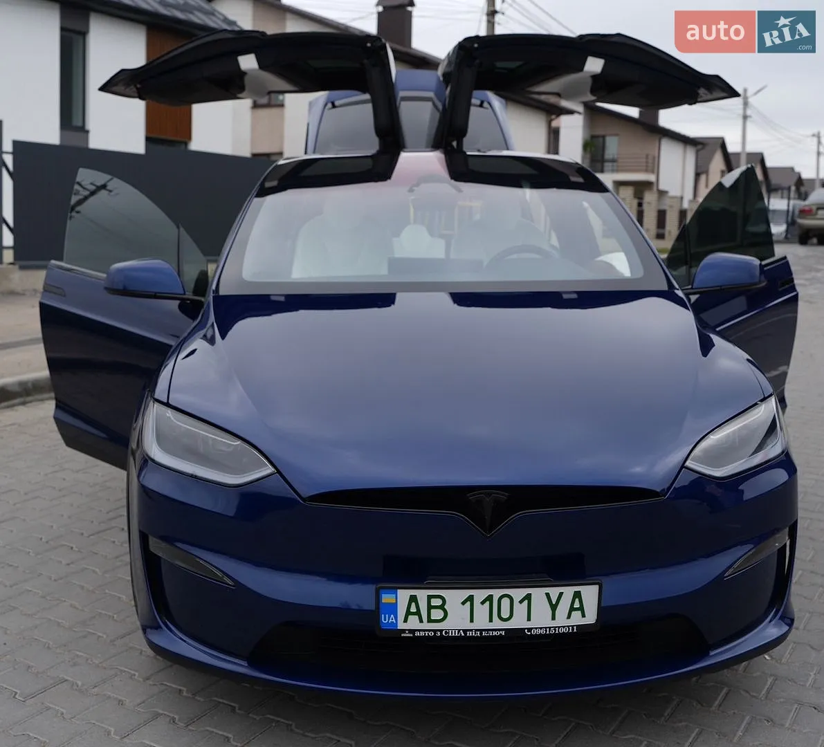 Tesla Model X, 2023