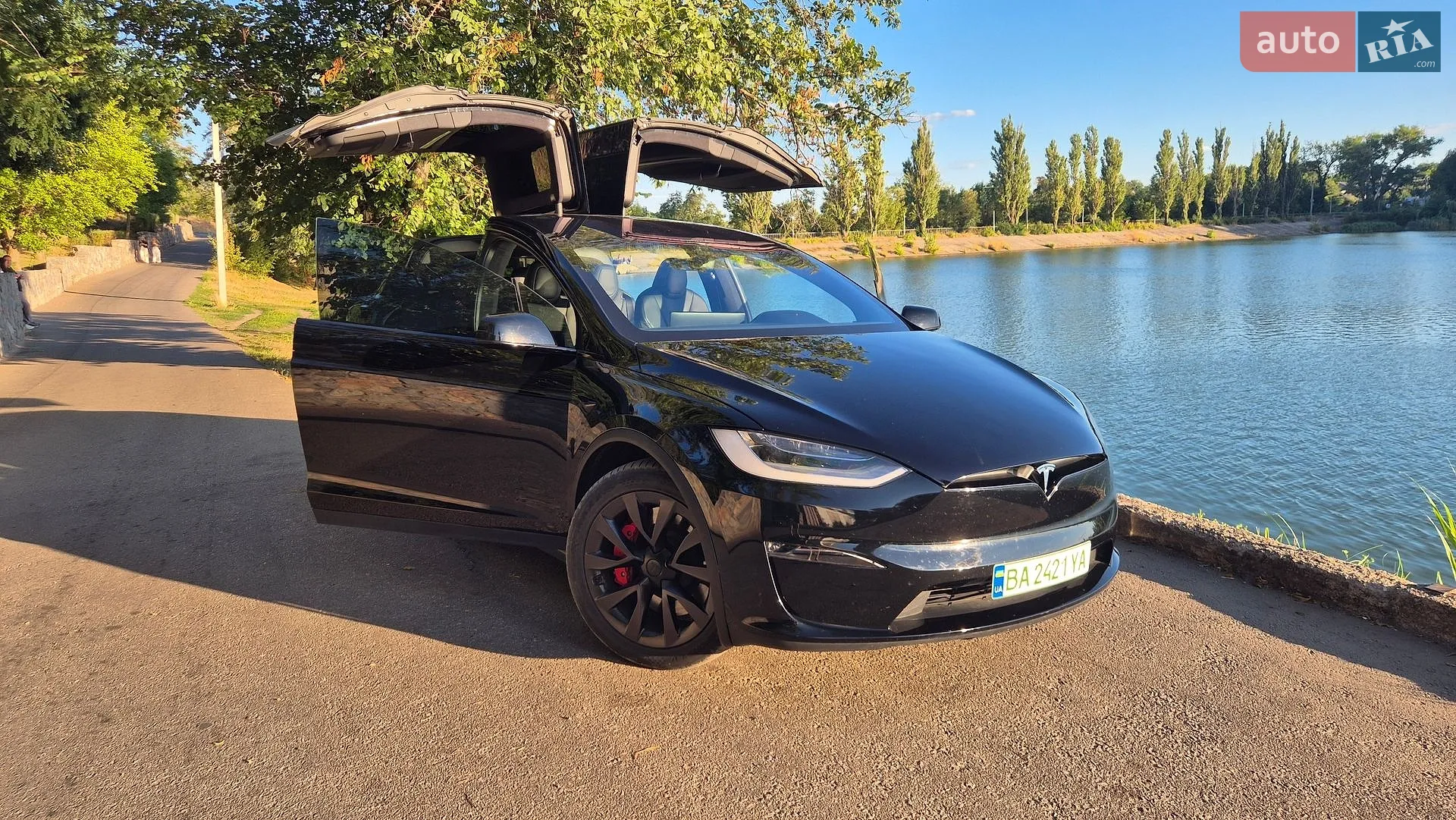 Tesla Model X, 2023