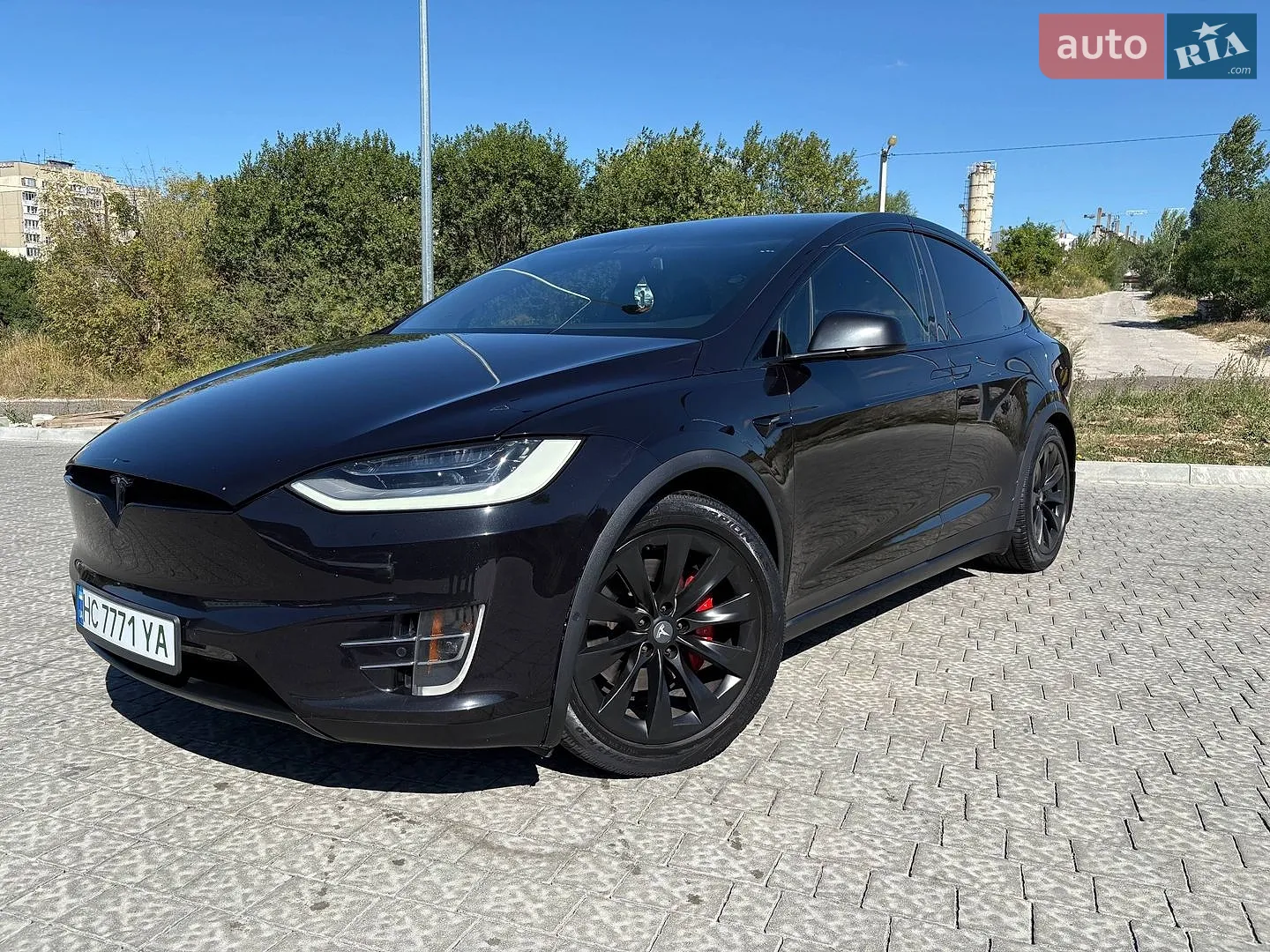 Tesla Model X, 2016