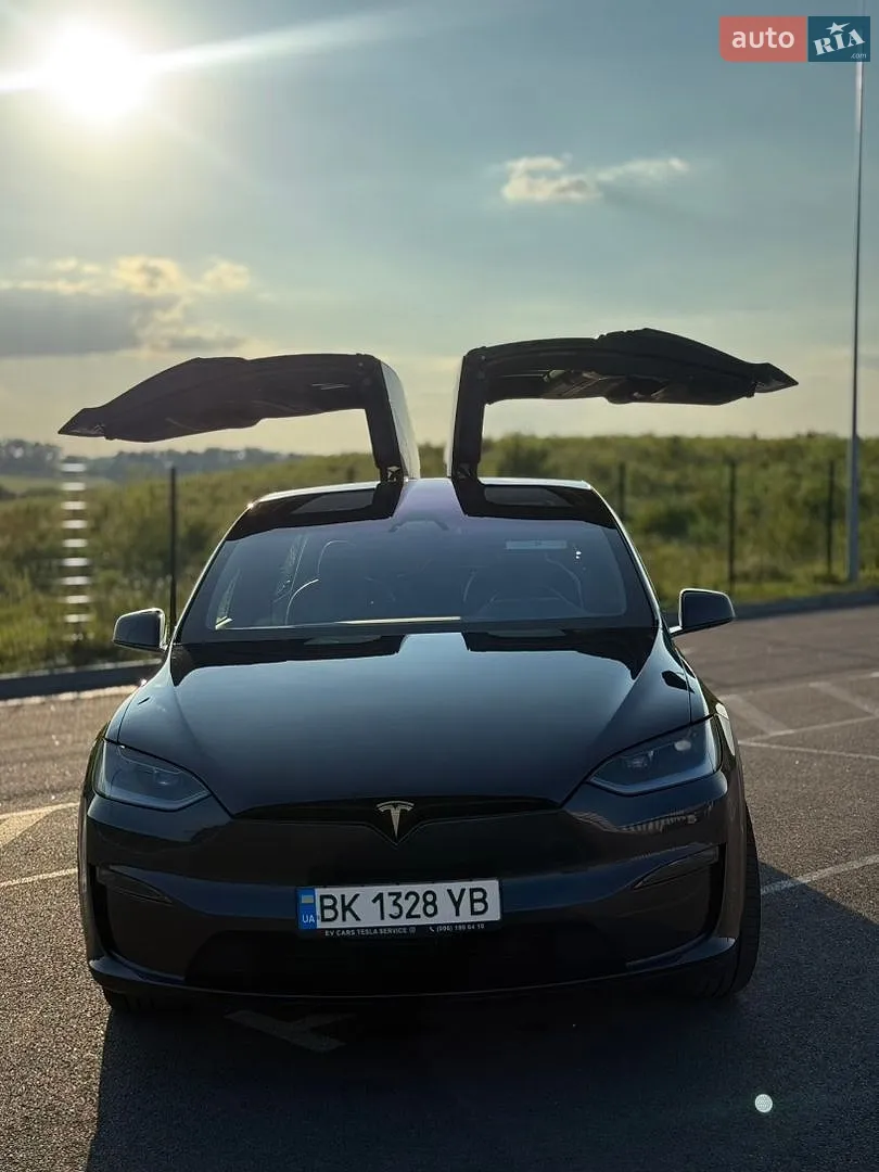 Tesla Model X, 2024