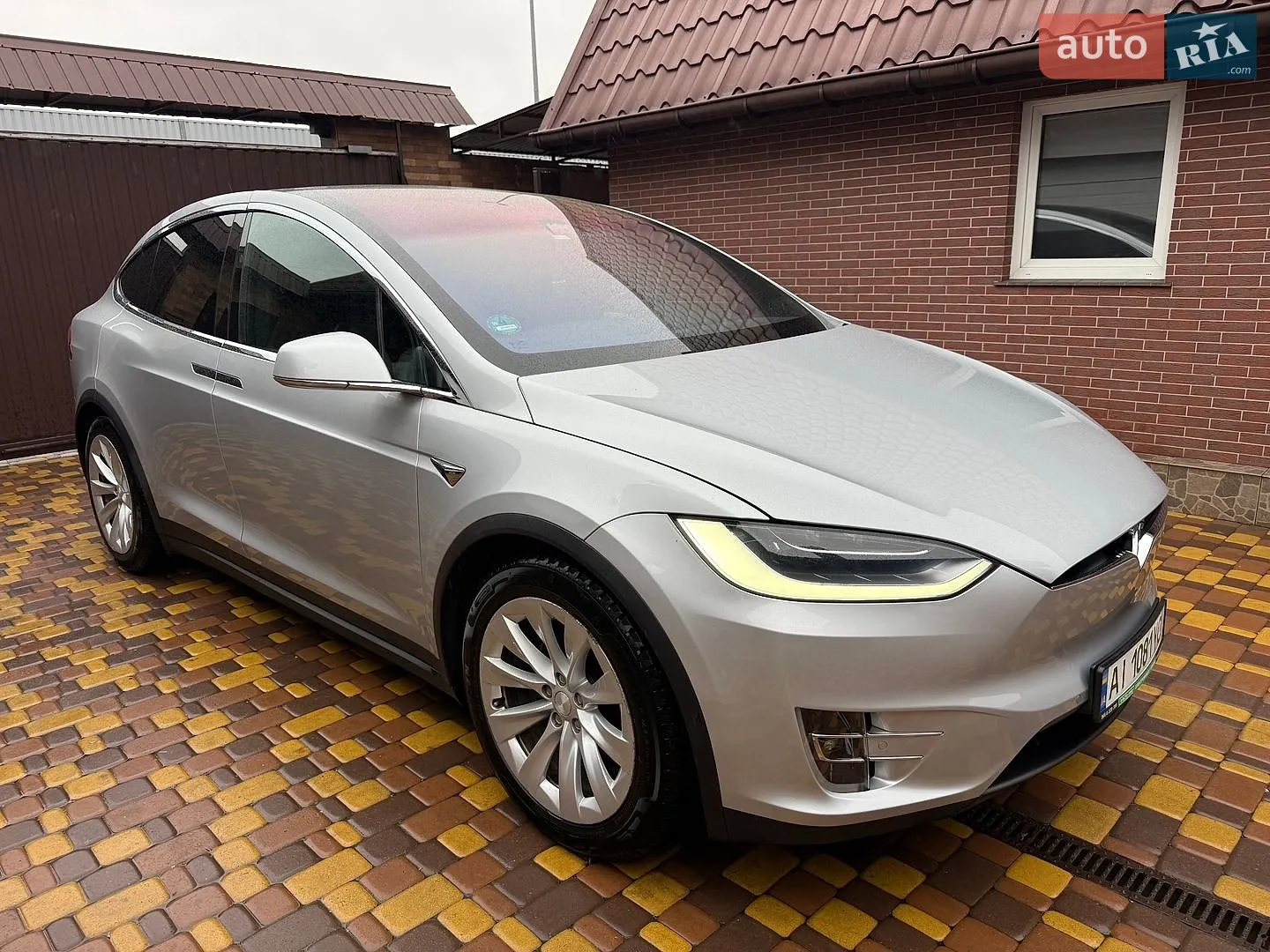 Tesla Model X, 2018