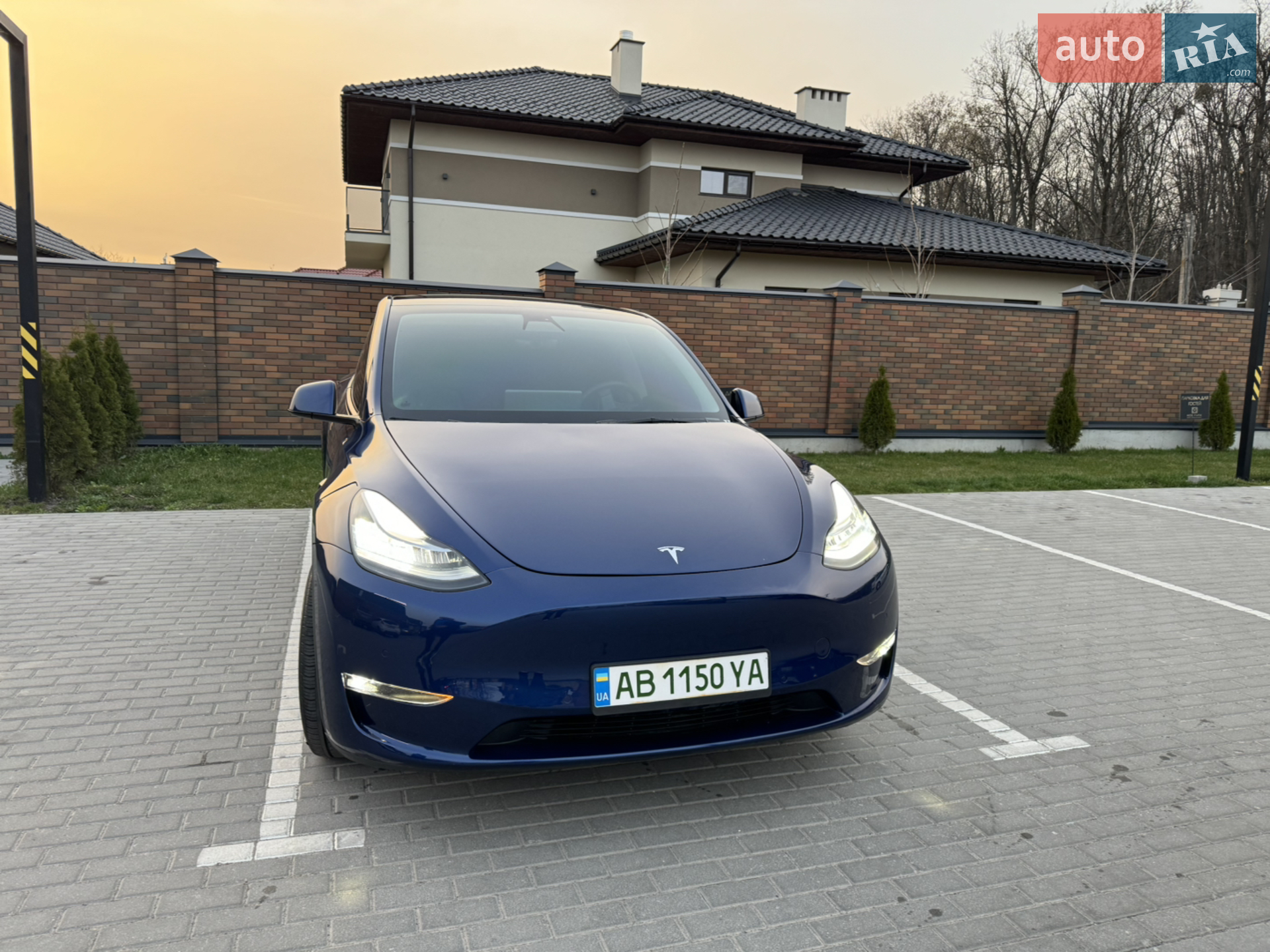 Tesla Model Y, 2022
