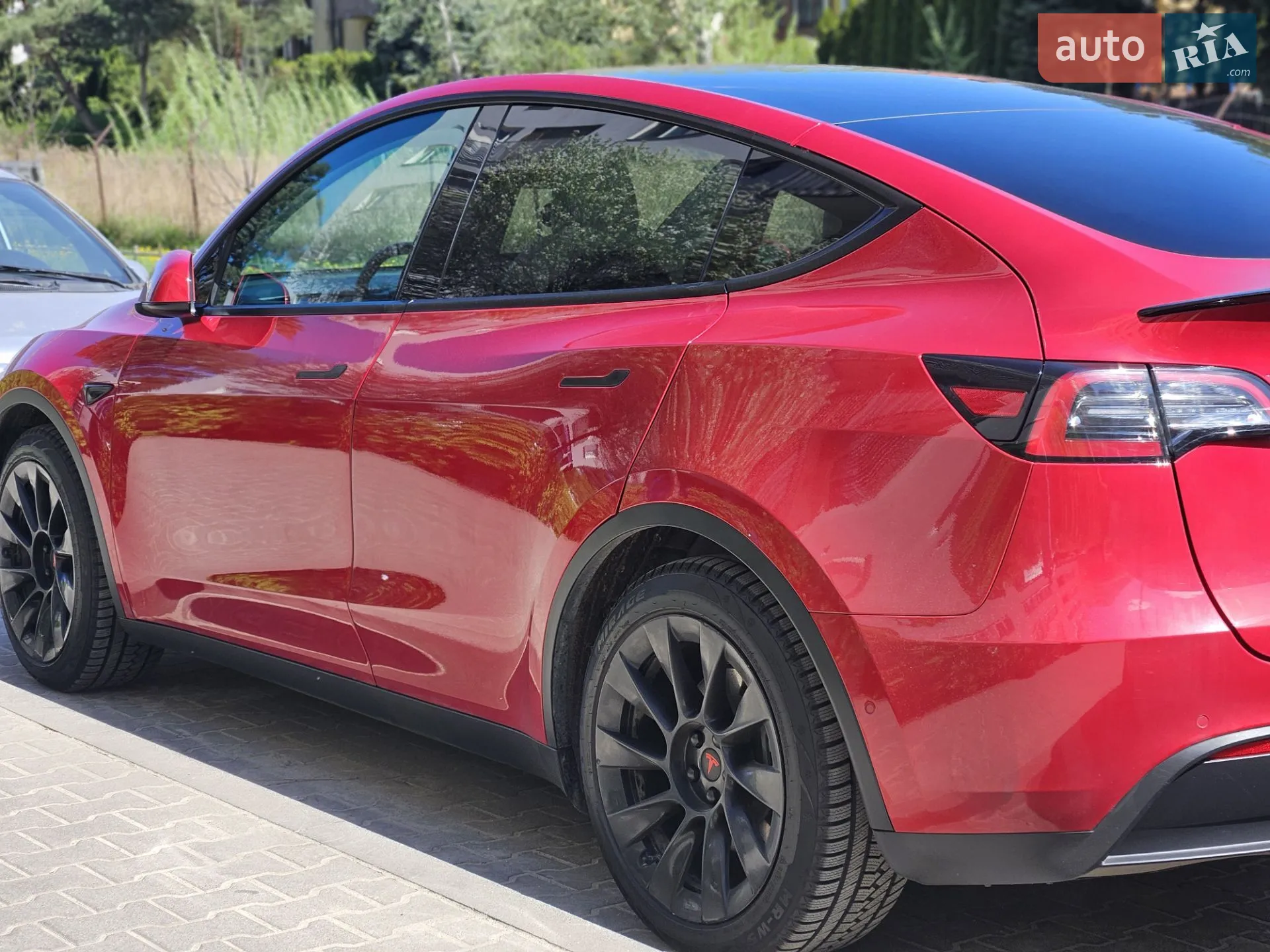 Tesla Model Y, 2021