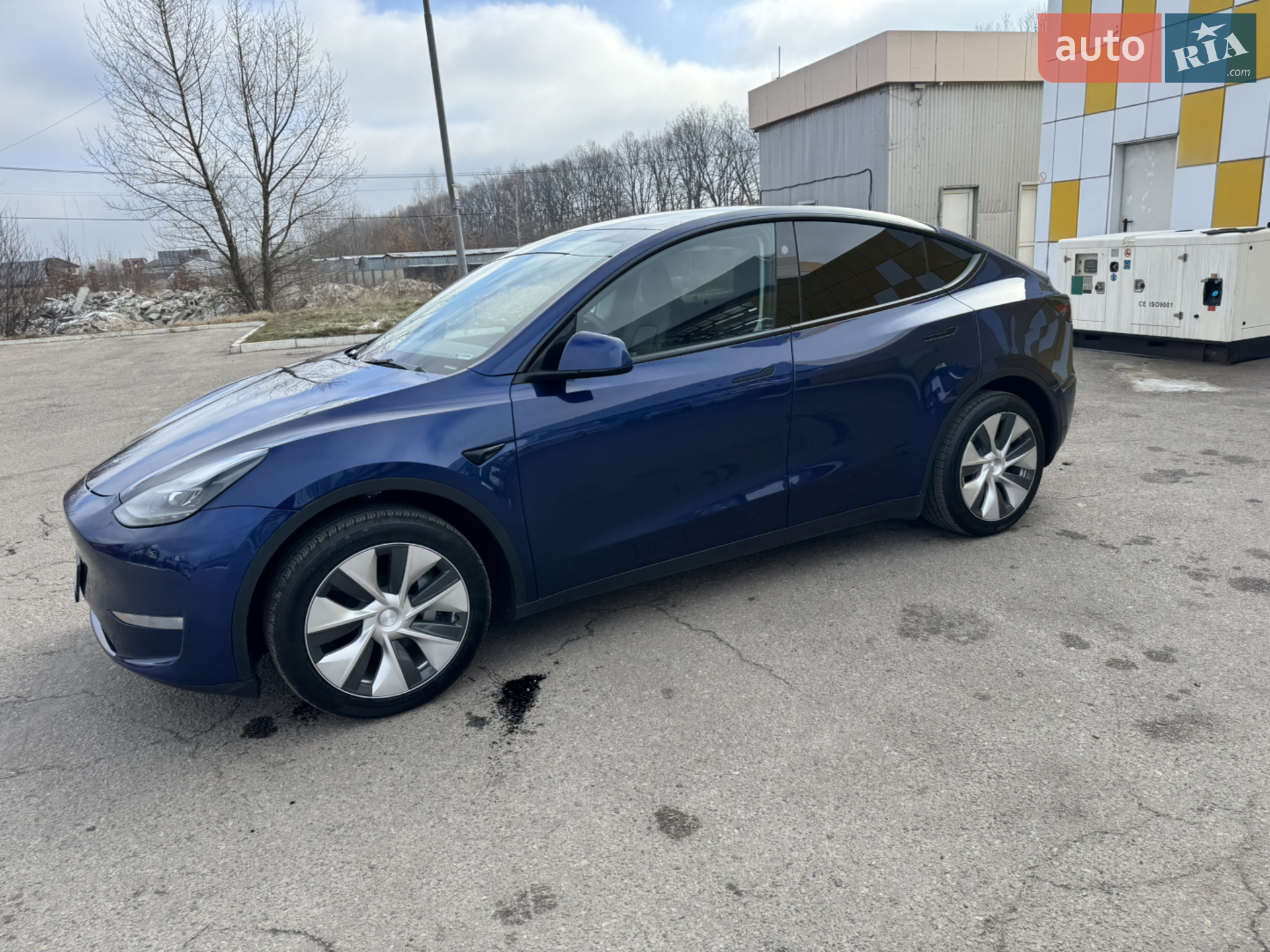 Tesla Model Y, 2023