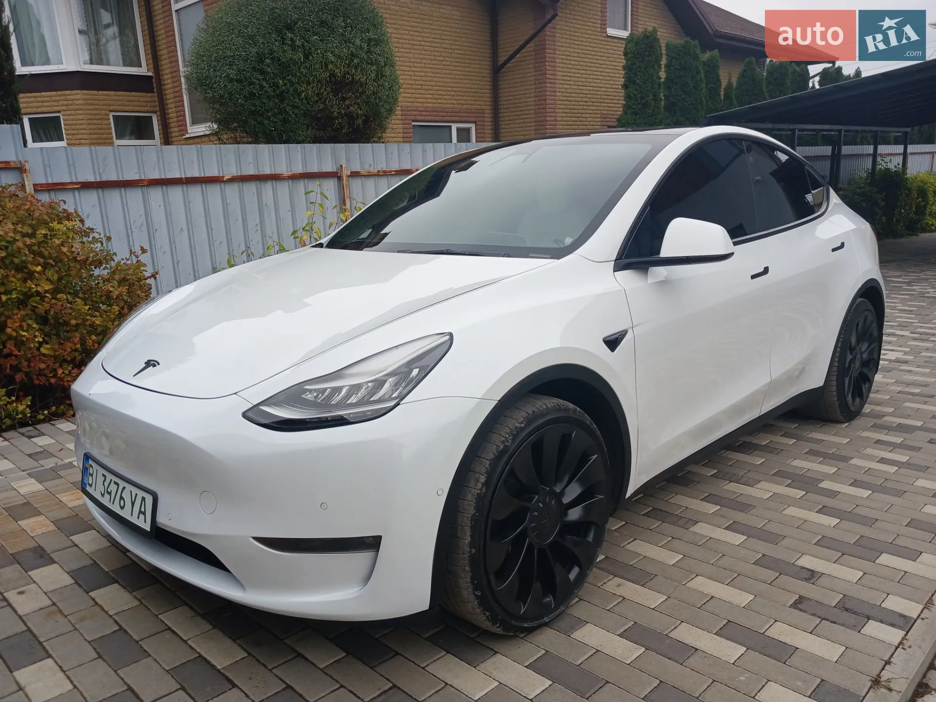 Tesla Model Y, 2021
