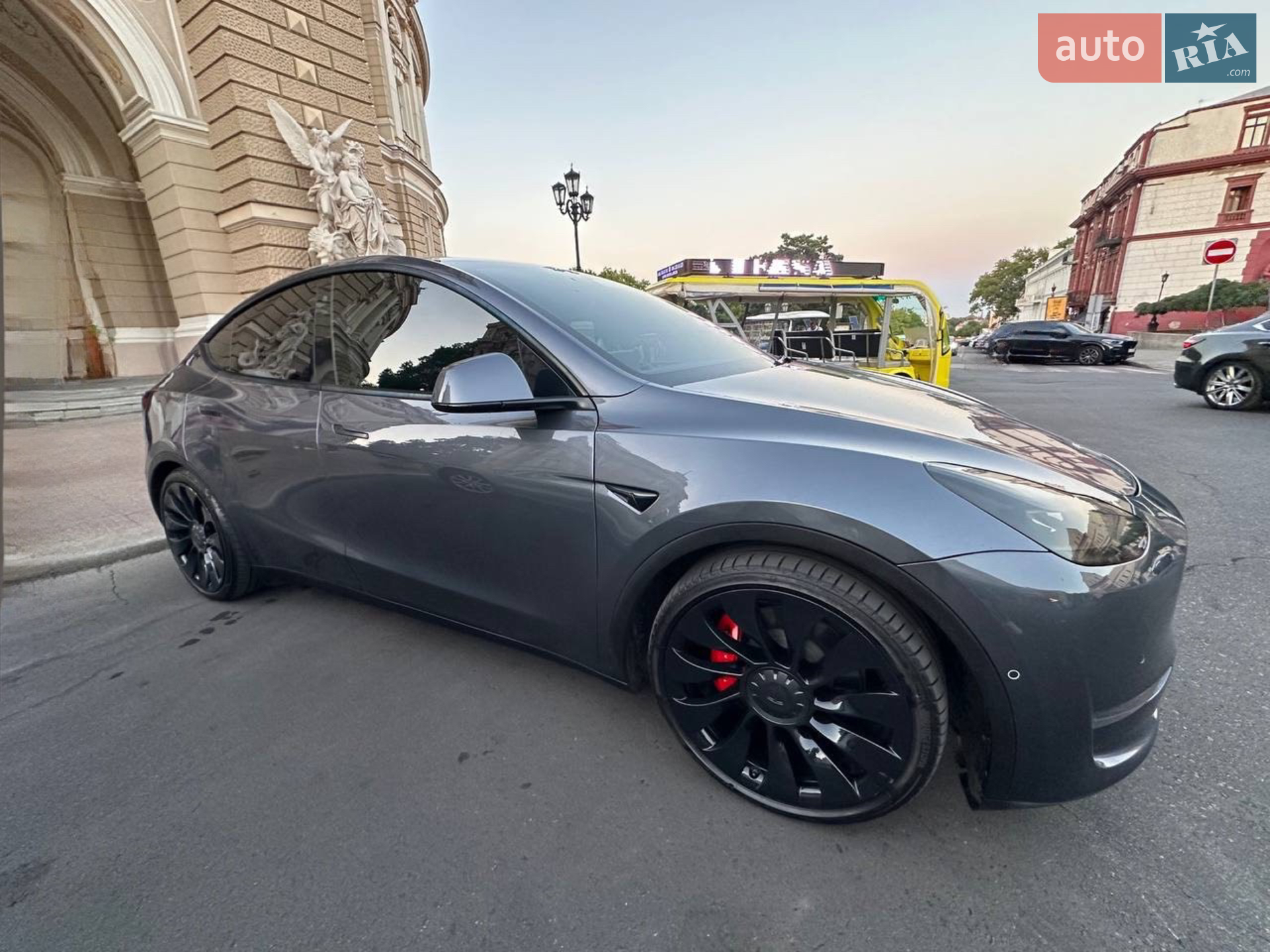 Tesla Model Y, 2022