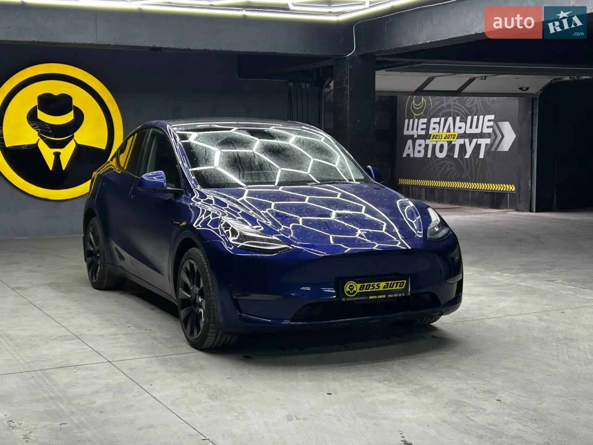Tesla Model Y, 2023