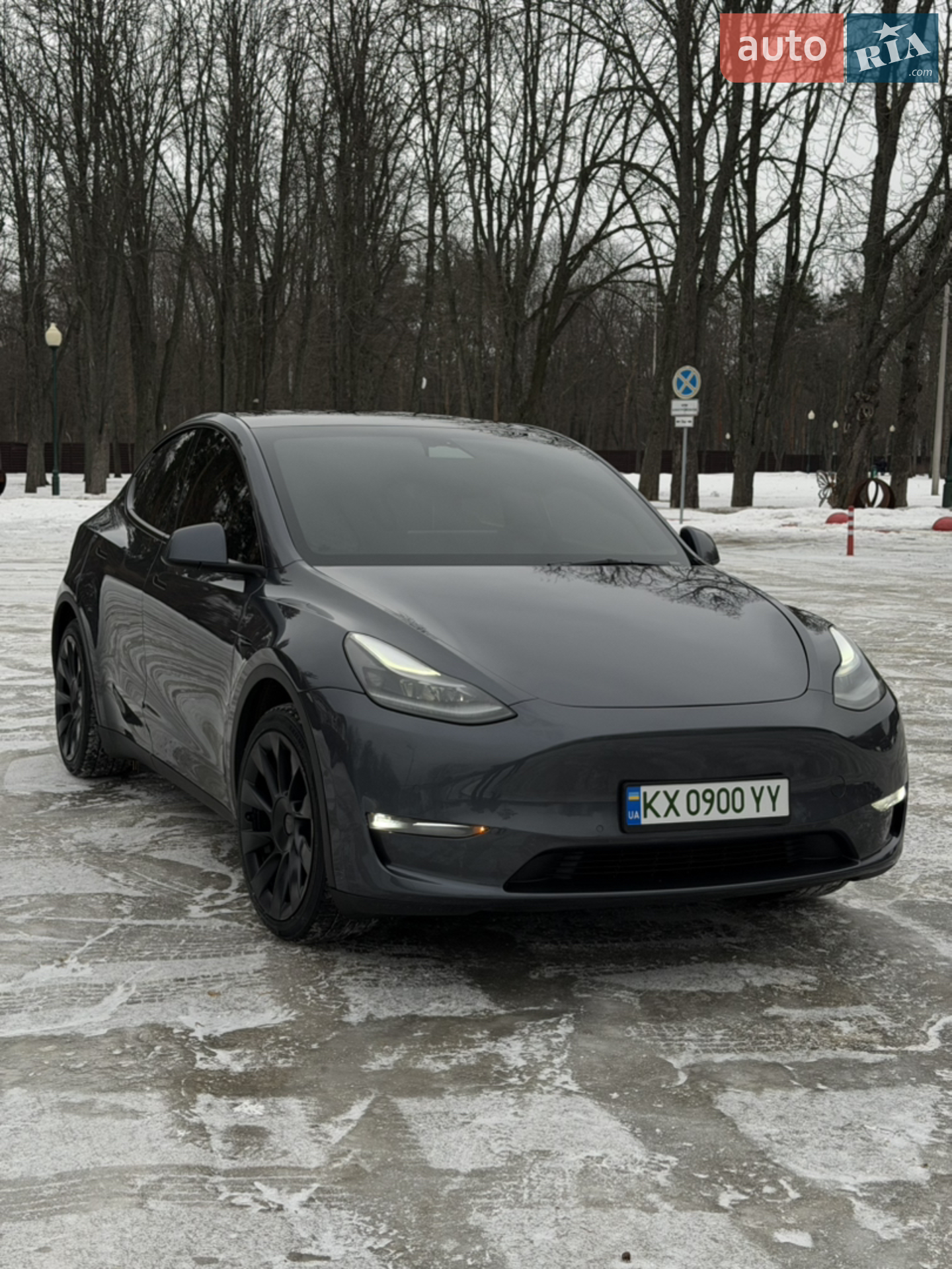 Tesla Model Y, 2022