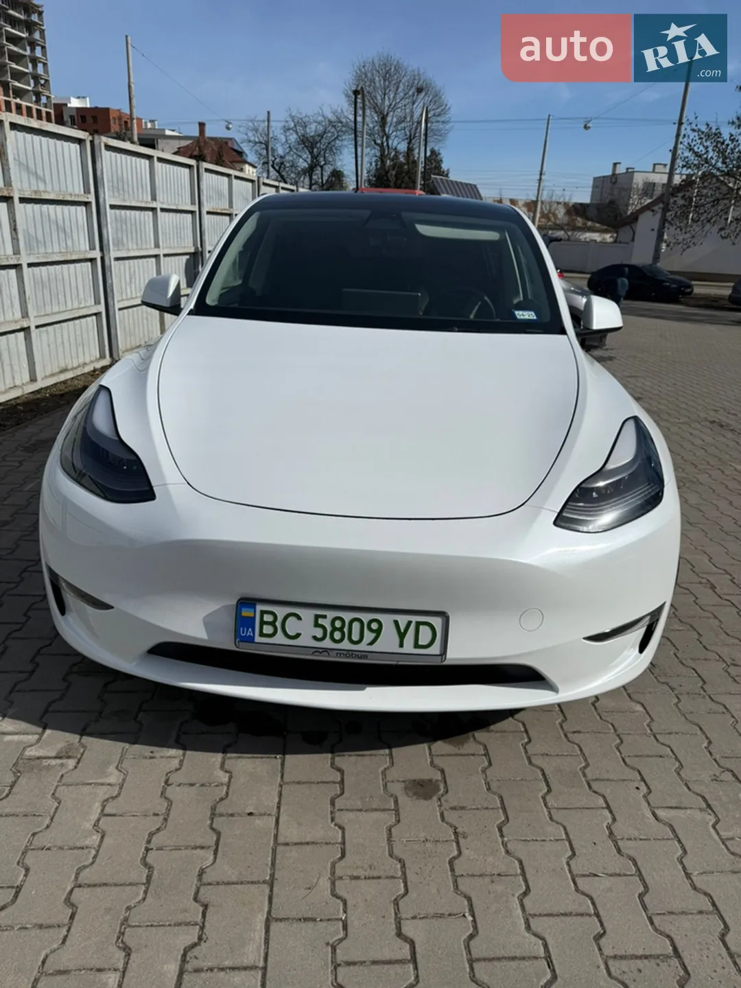 Tesla Model Y, 2023
