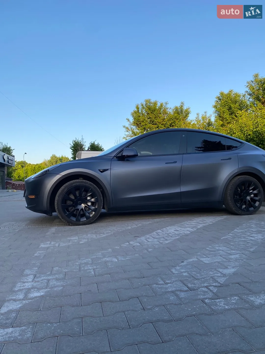 Tesla Model Y, 2023