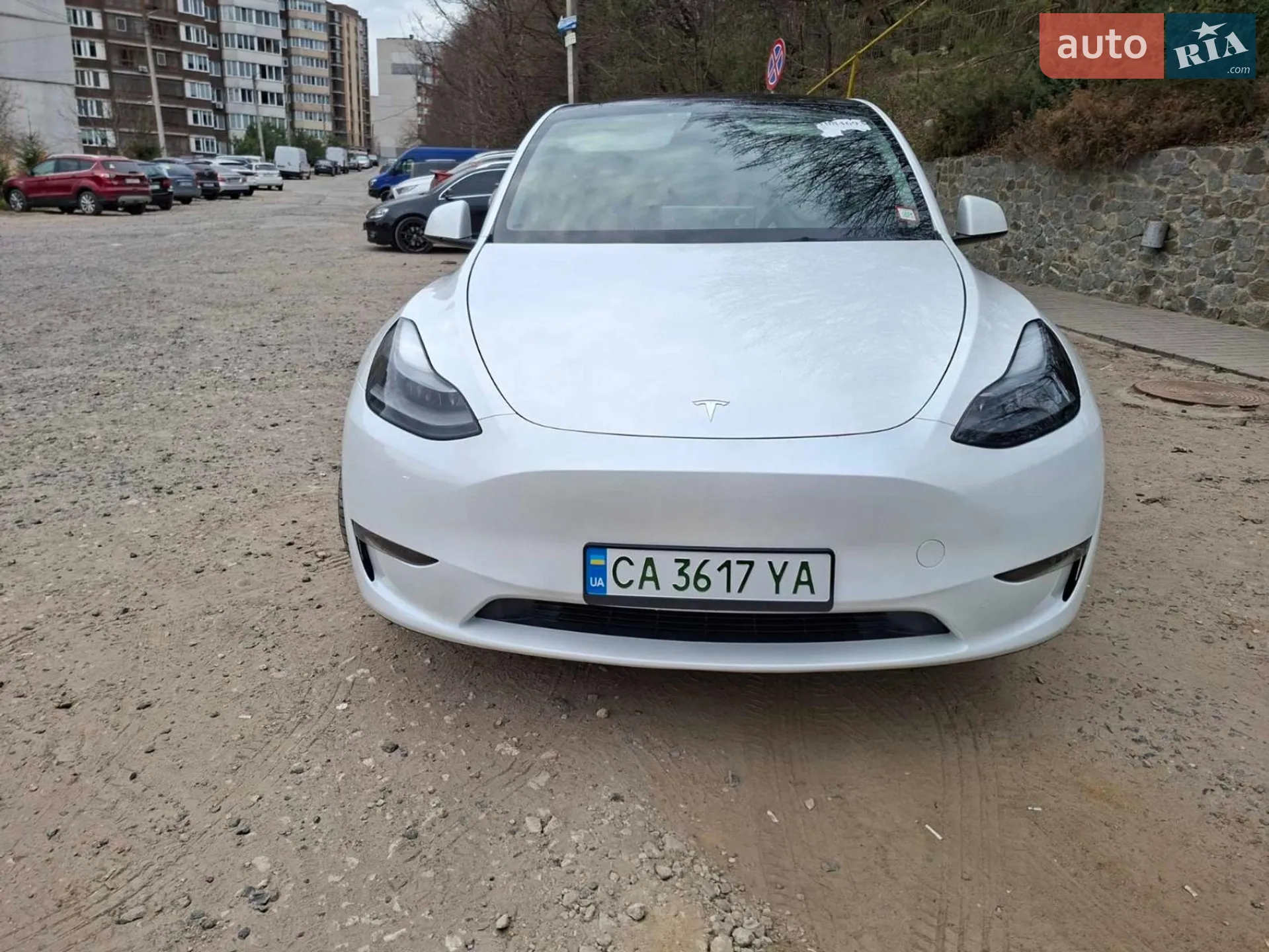 Tesla Model Y, 2023