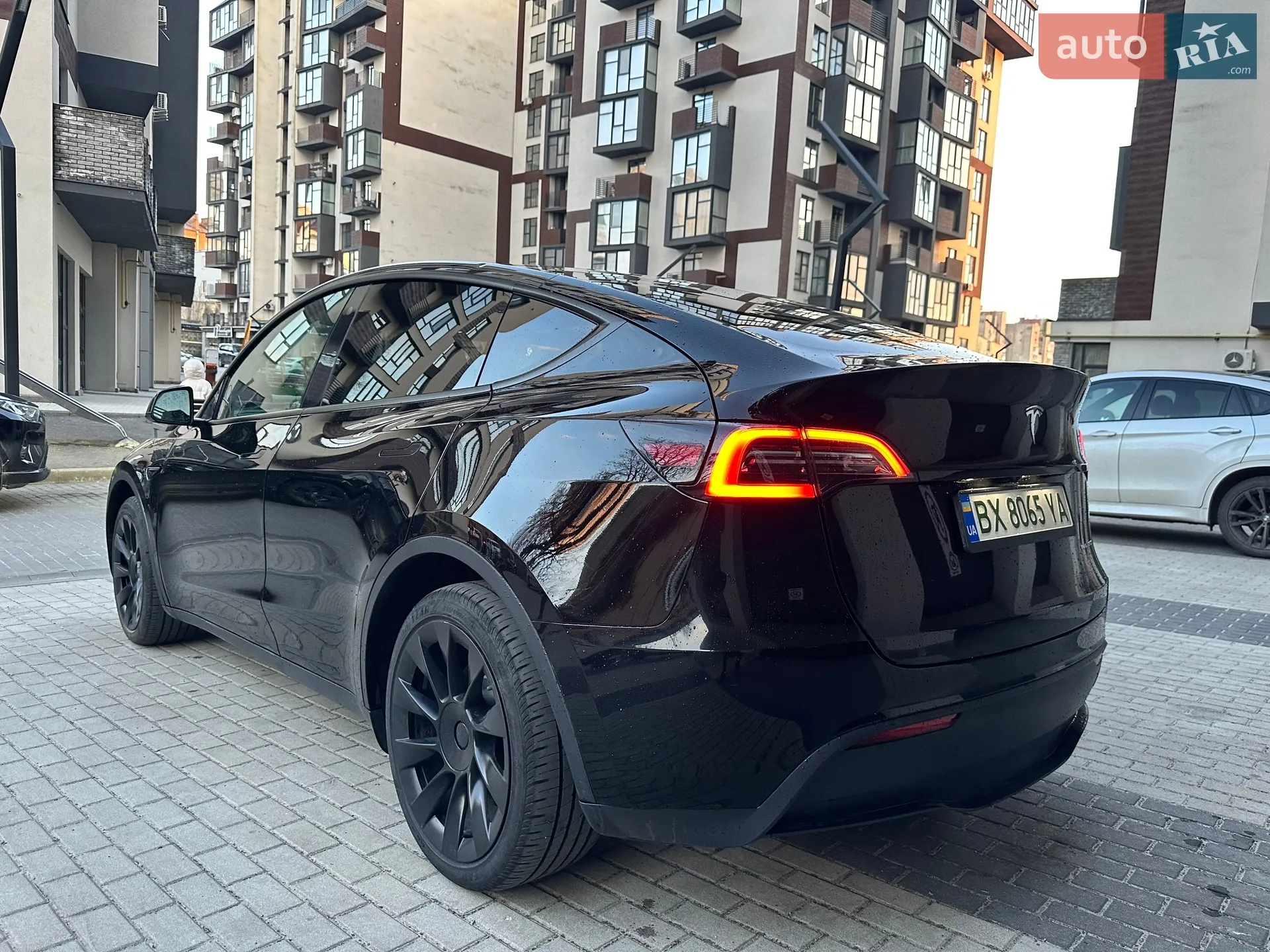 Tesla Model Y, 2022