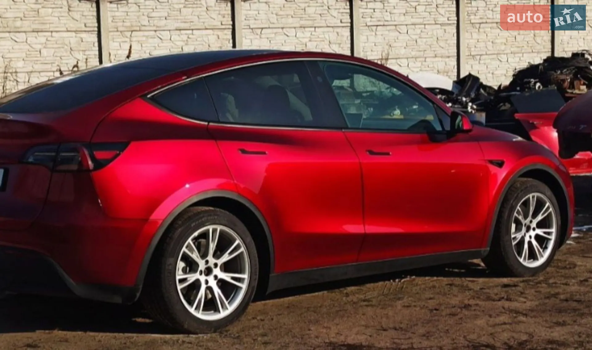Tesla Model Y, 2023