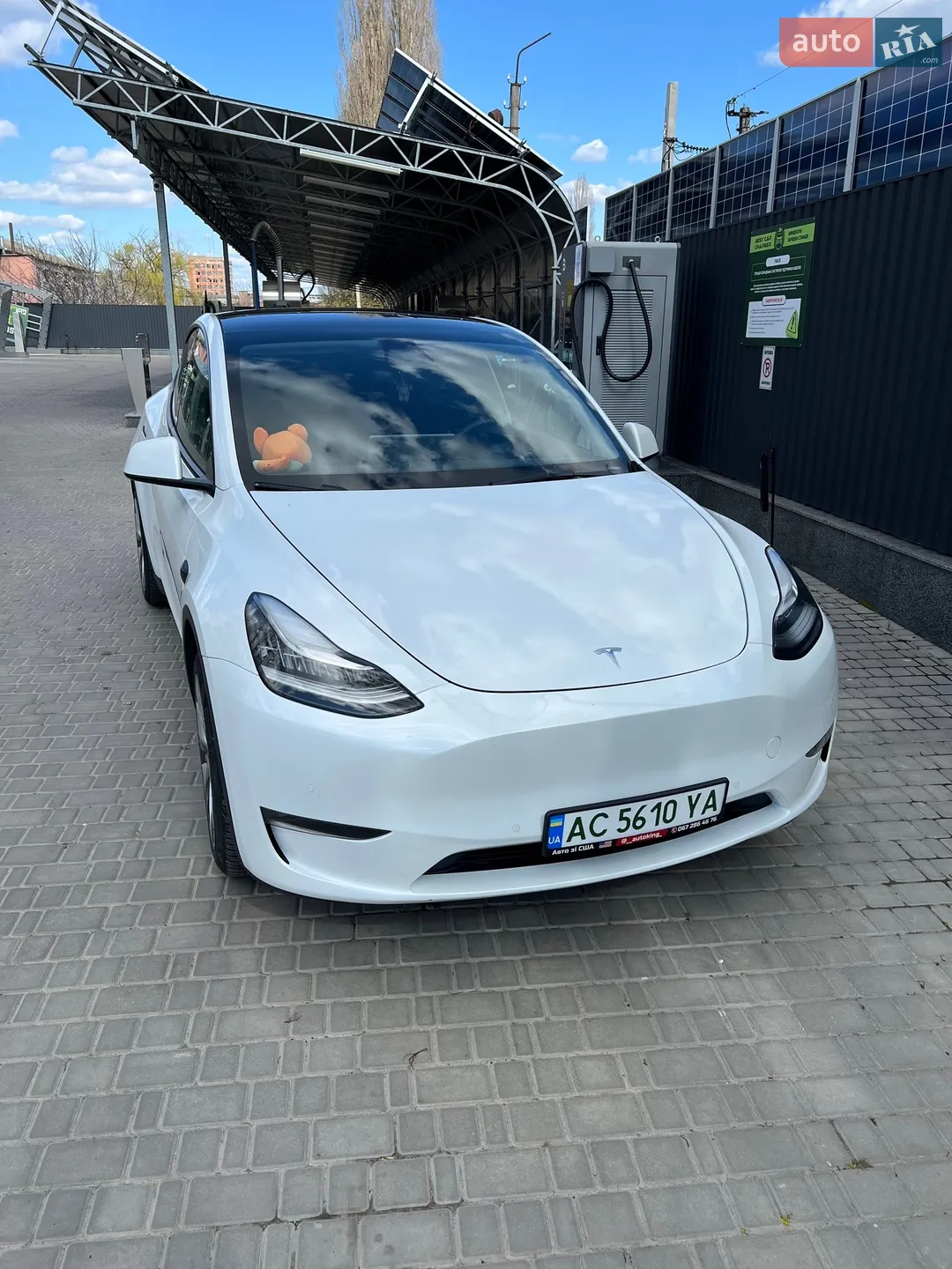 Tesla Model Y, 2022
