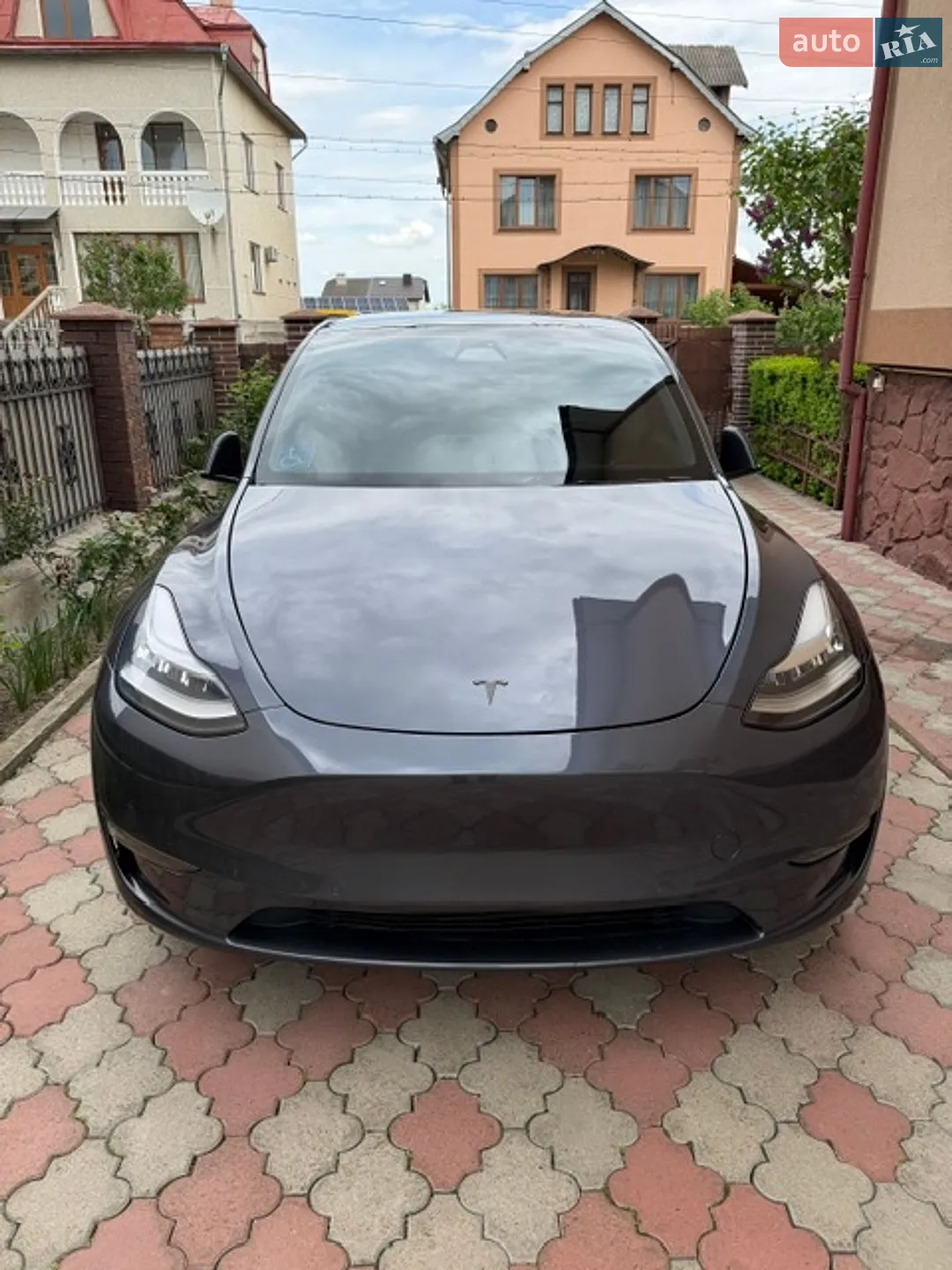 Tesla Model Y, 2021