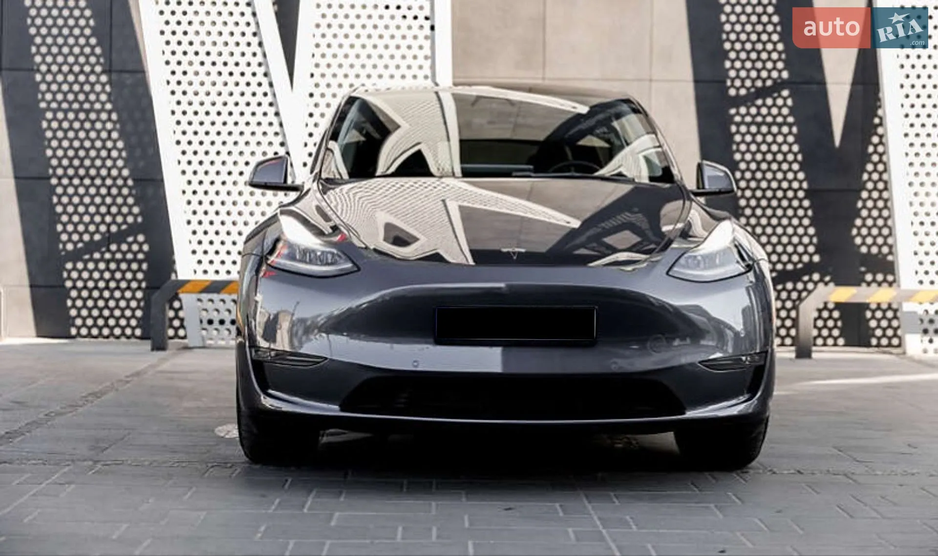 Tesla Model Y, 2022