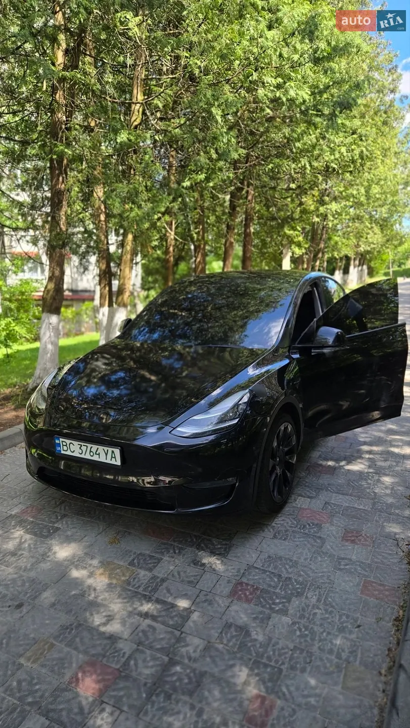 Tesla Model Y, 2020