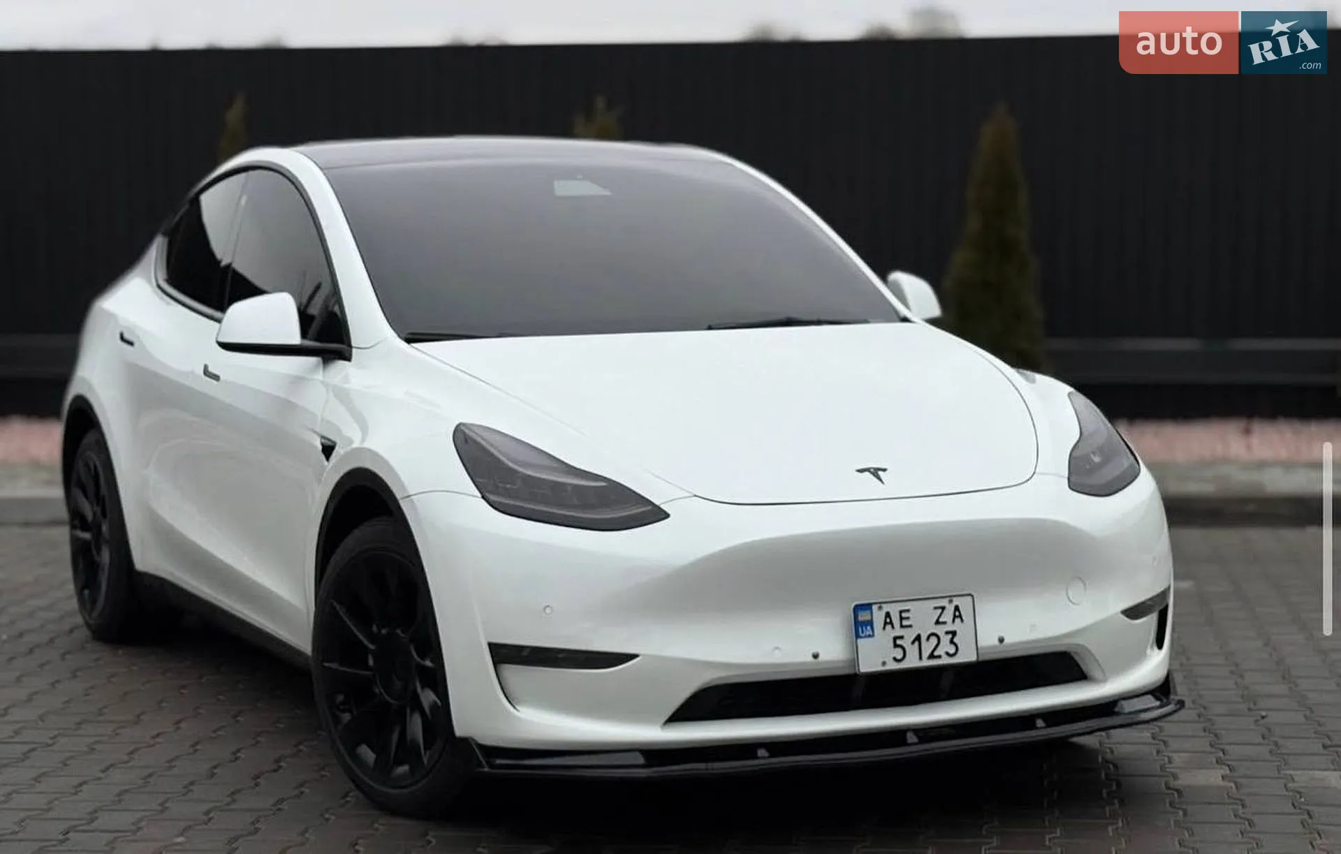 Tesla Model Y, 2021