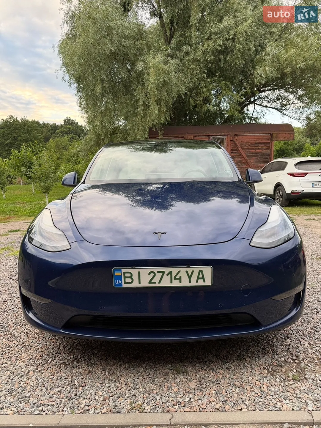 Tesla Model Y, 2022