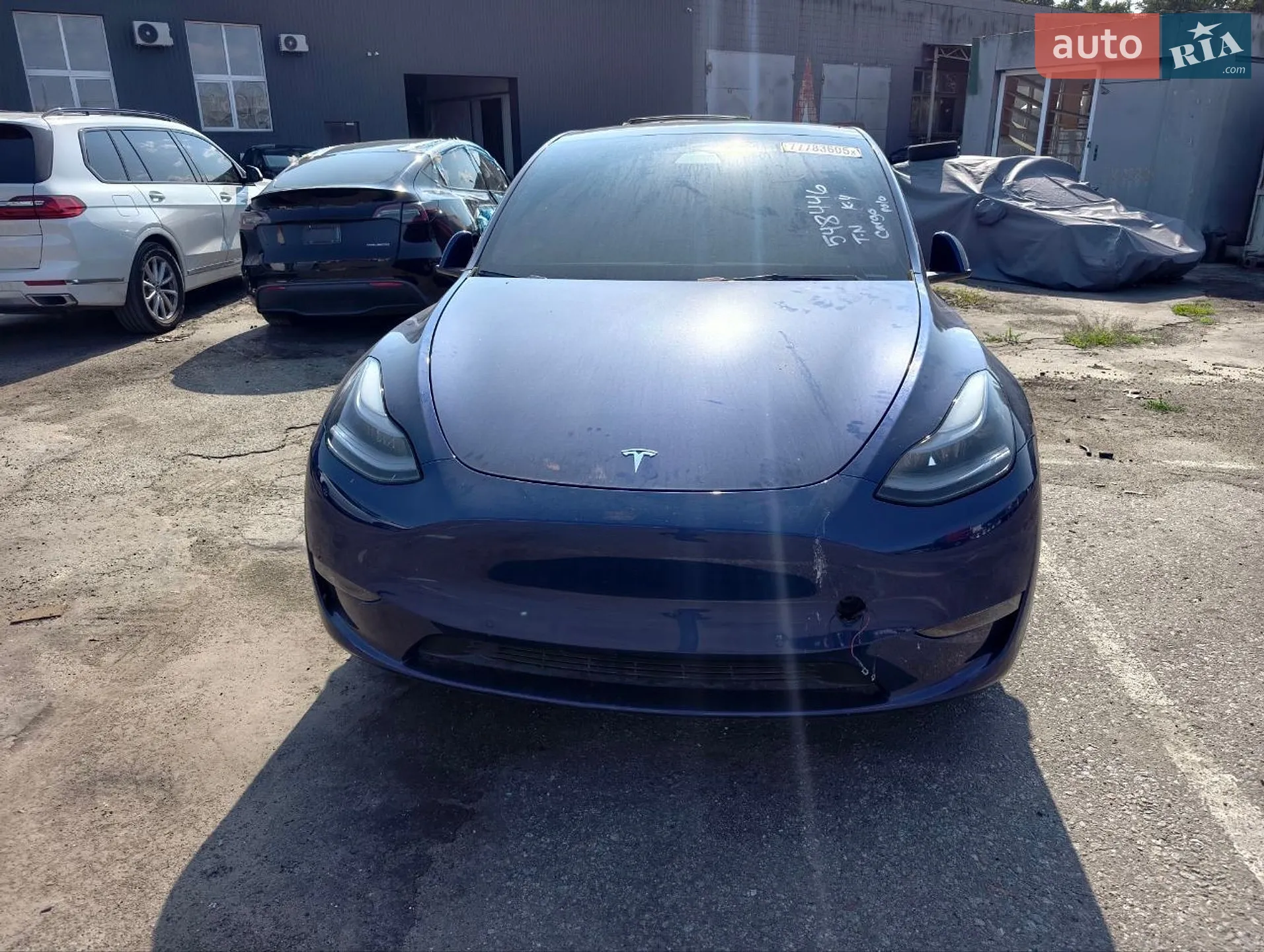 Tesla Model Y, 2022