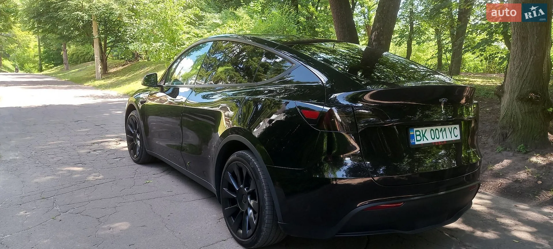 Tesla Model Y, 2023
