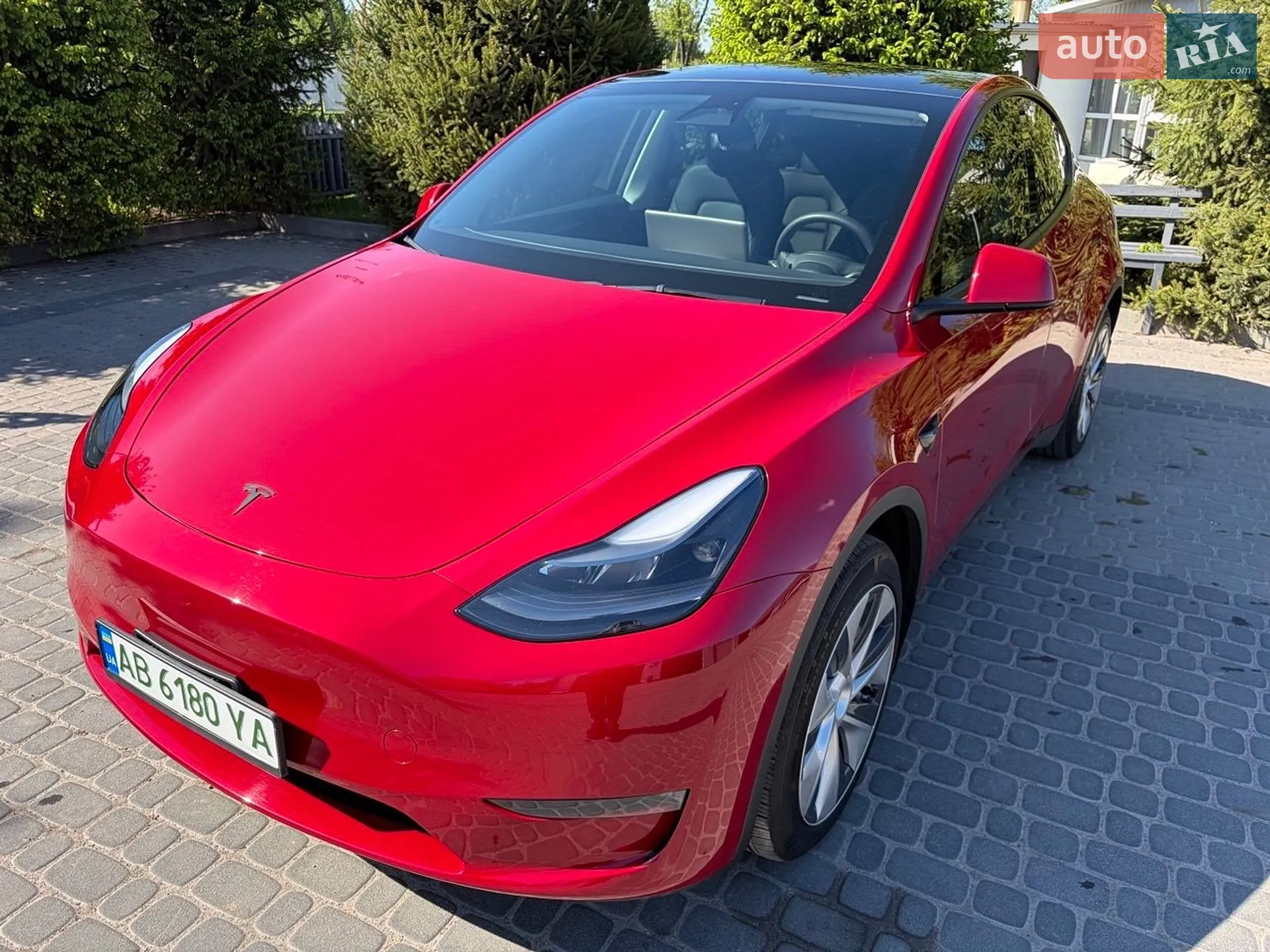 Tesla Model Y, 2023