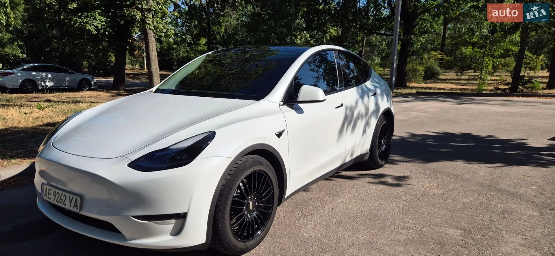 Tesla Model Y, 2022